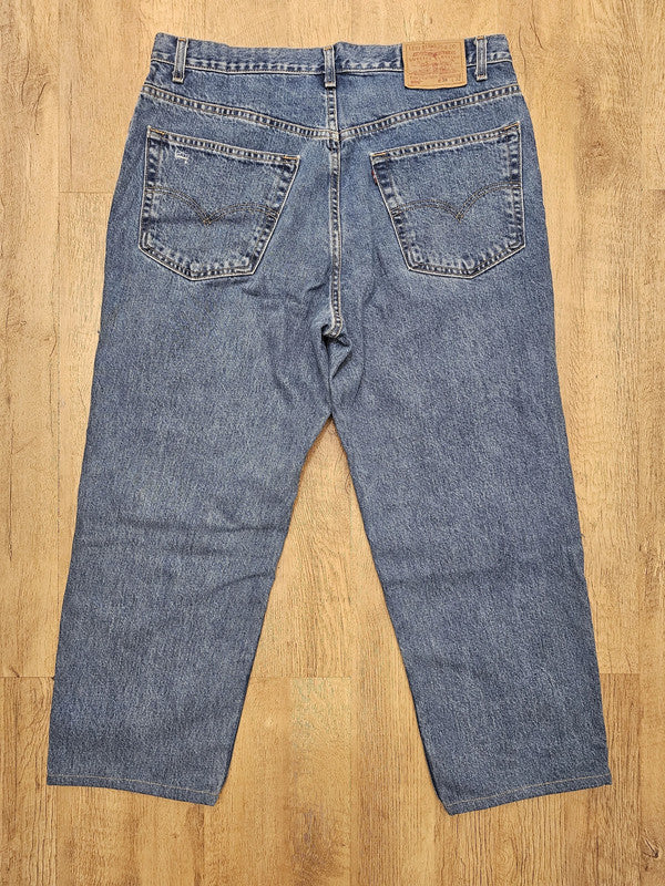 Levi's Blue Ripped Jeans 550 Relaxed Fit - W37/26L