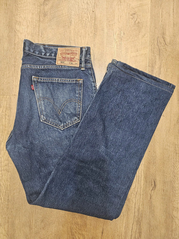 Levi's Blue Jeans 505 Straight Fit - W38/31L