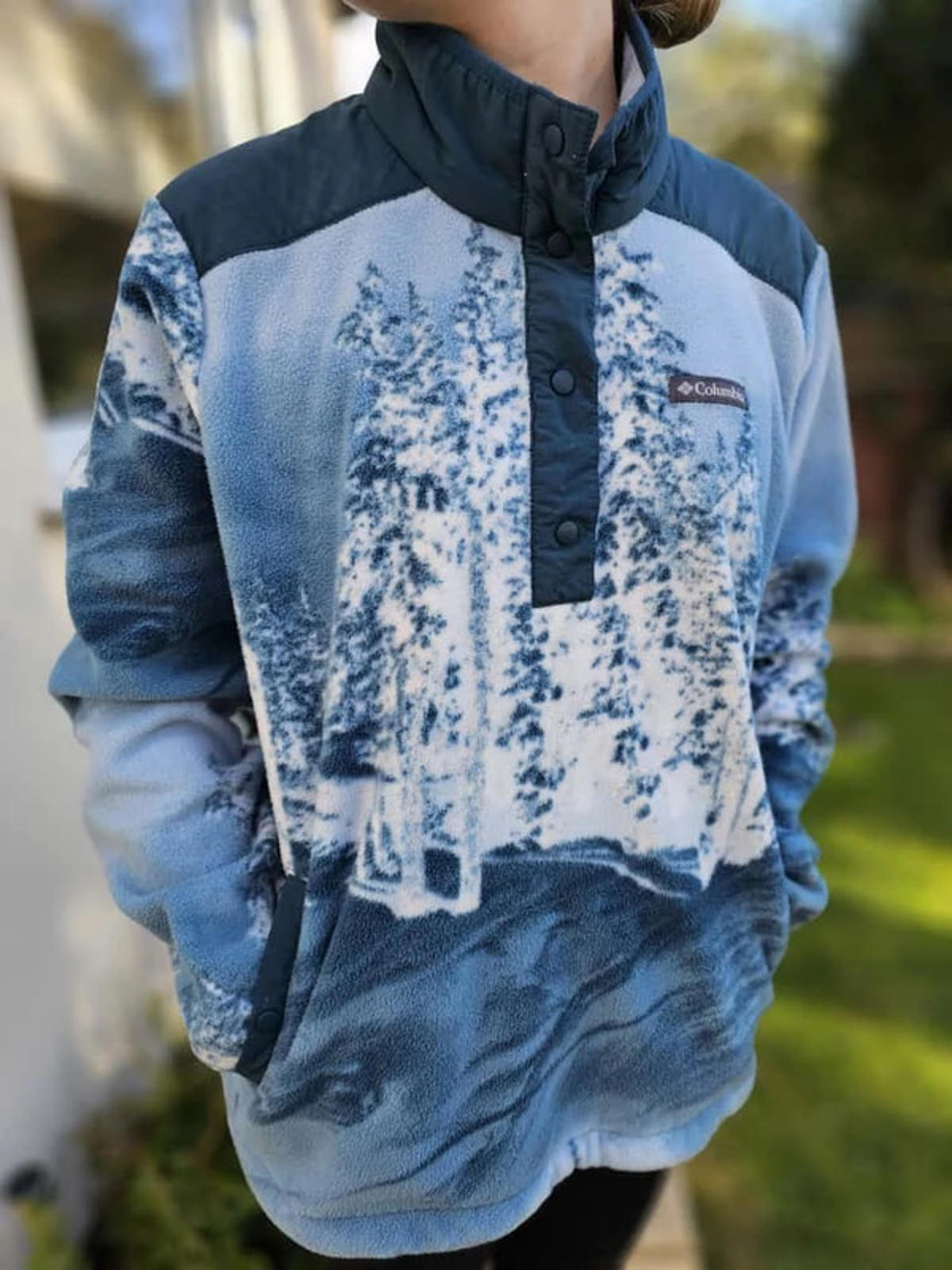 Columbia Snap Button Winter Scene Blue Full Print Pullover Fleece Jumper - XL