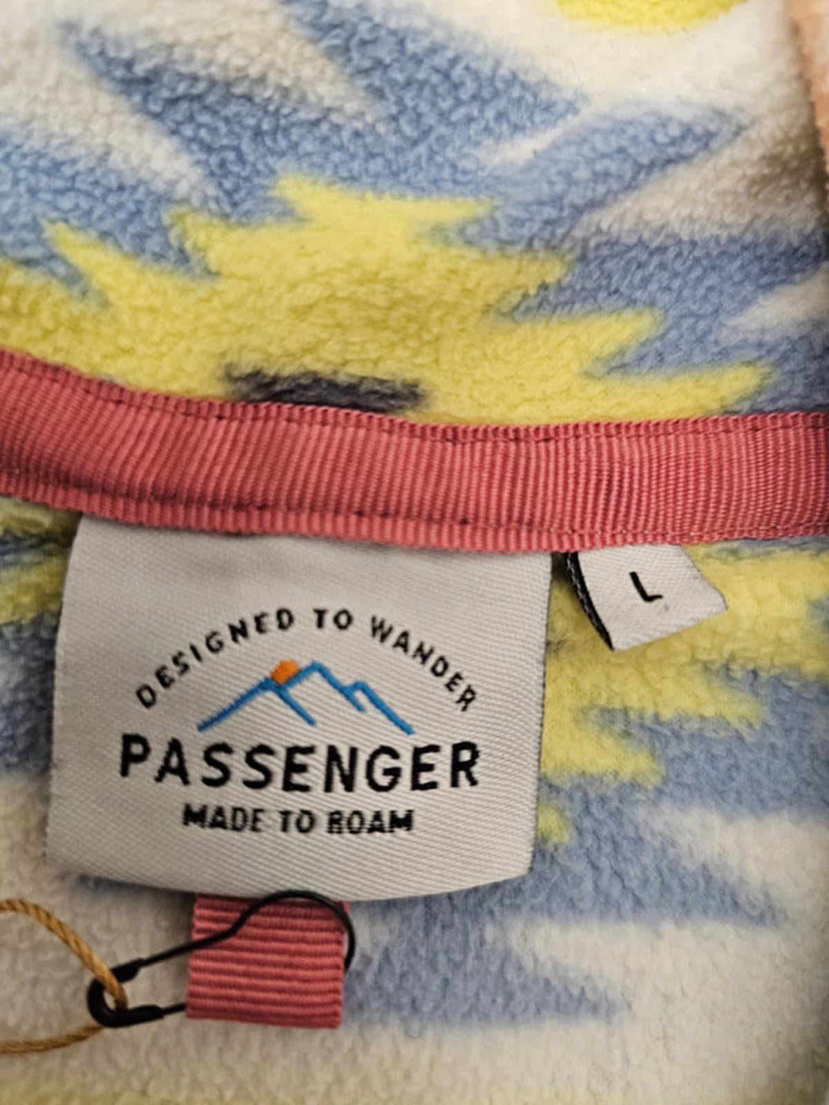 Passenger Womens Aztec Pullover Fleece Hoodie - L/Large - Multicolour