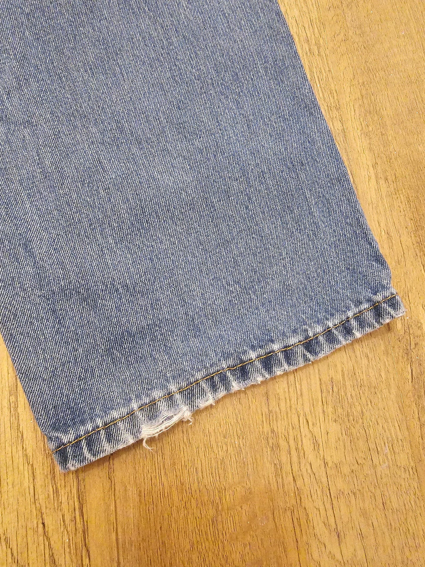 Levi's Blue Jeans 550 Relaxed Fit - W38/29L
