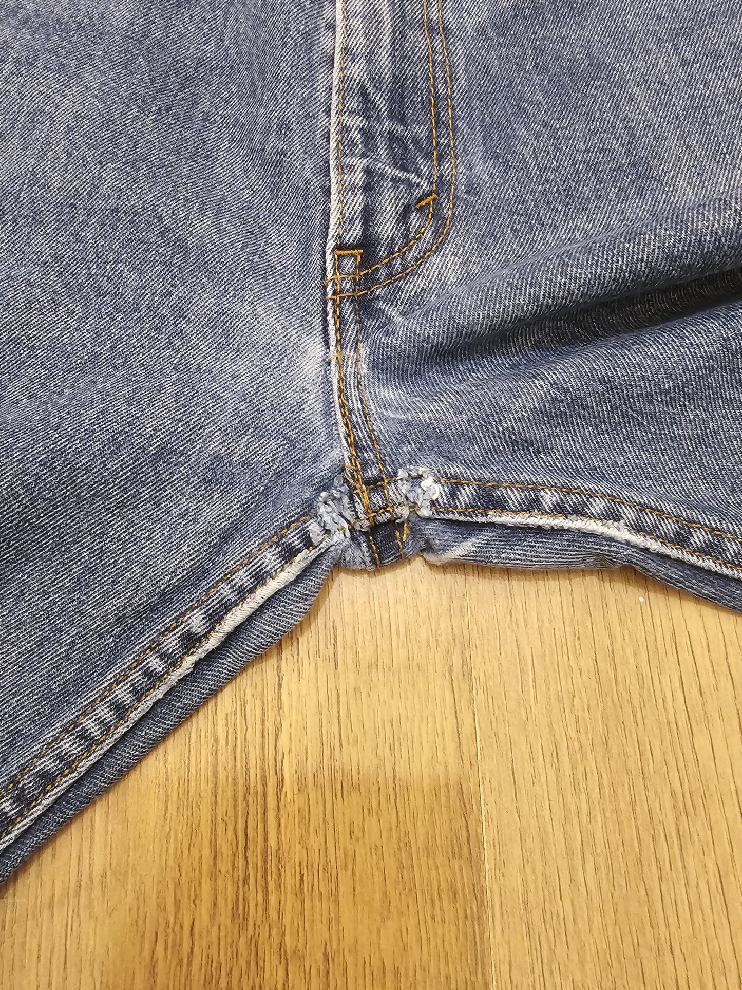 Levi's Blue Jeans 505 Regular Fit - W36/33L