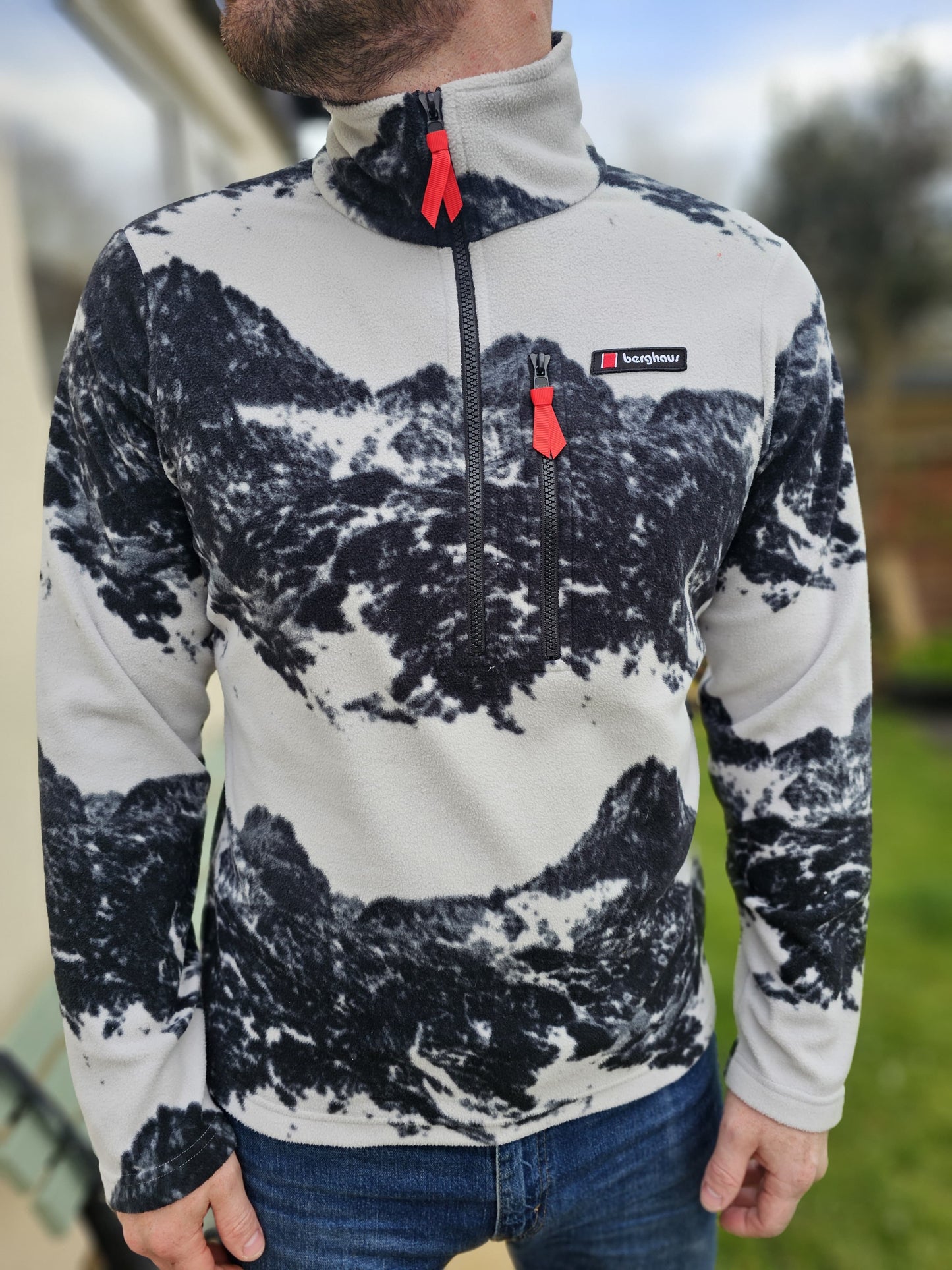 Berghaus Mountain Print Fleece Pullover 1/4 Zip Jumper M/Medium