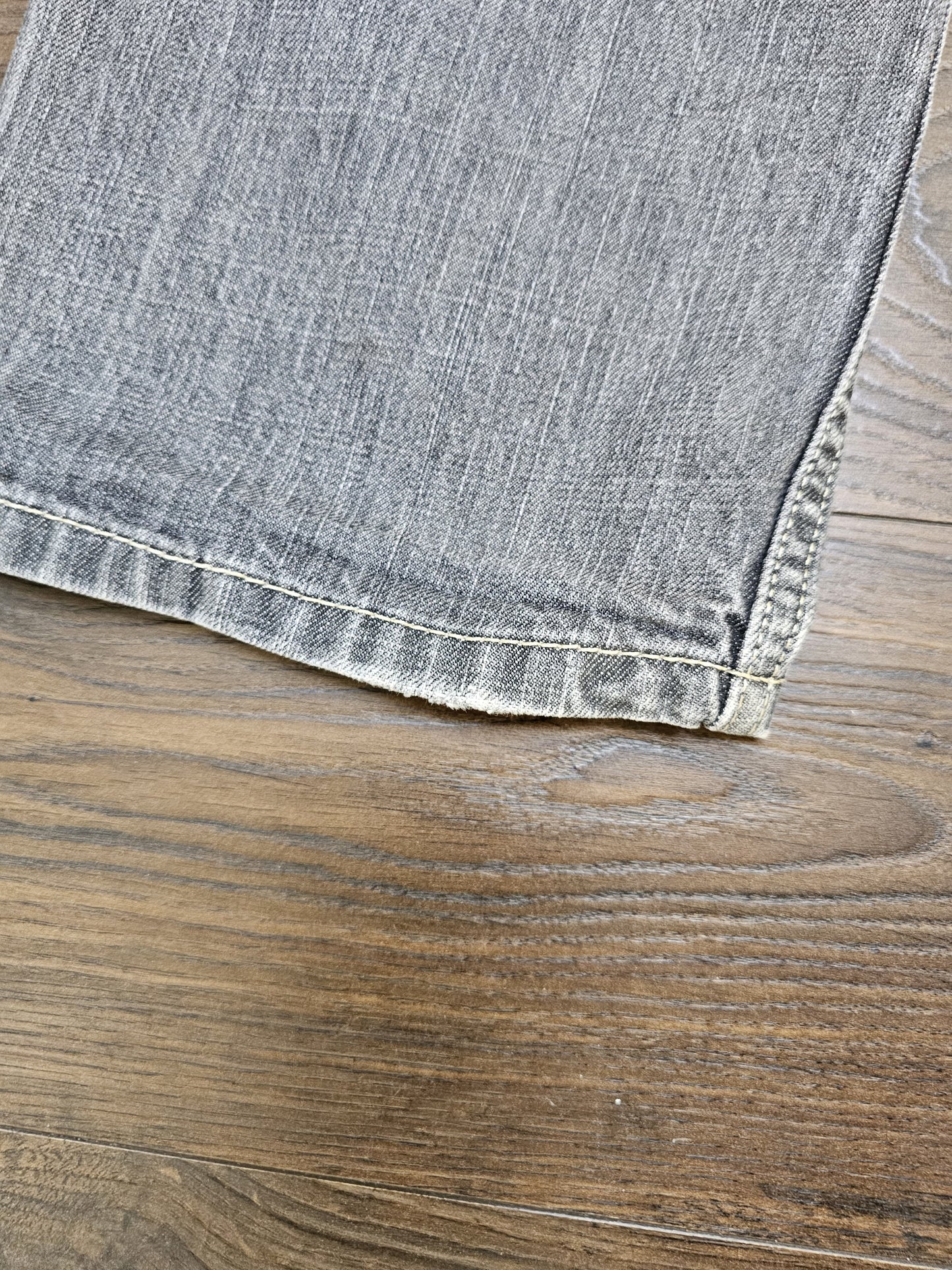 Levi's Mens Grey Jeans 514 Straight Fit W30/31L