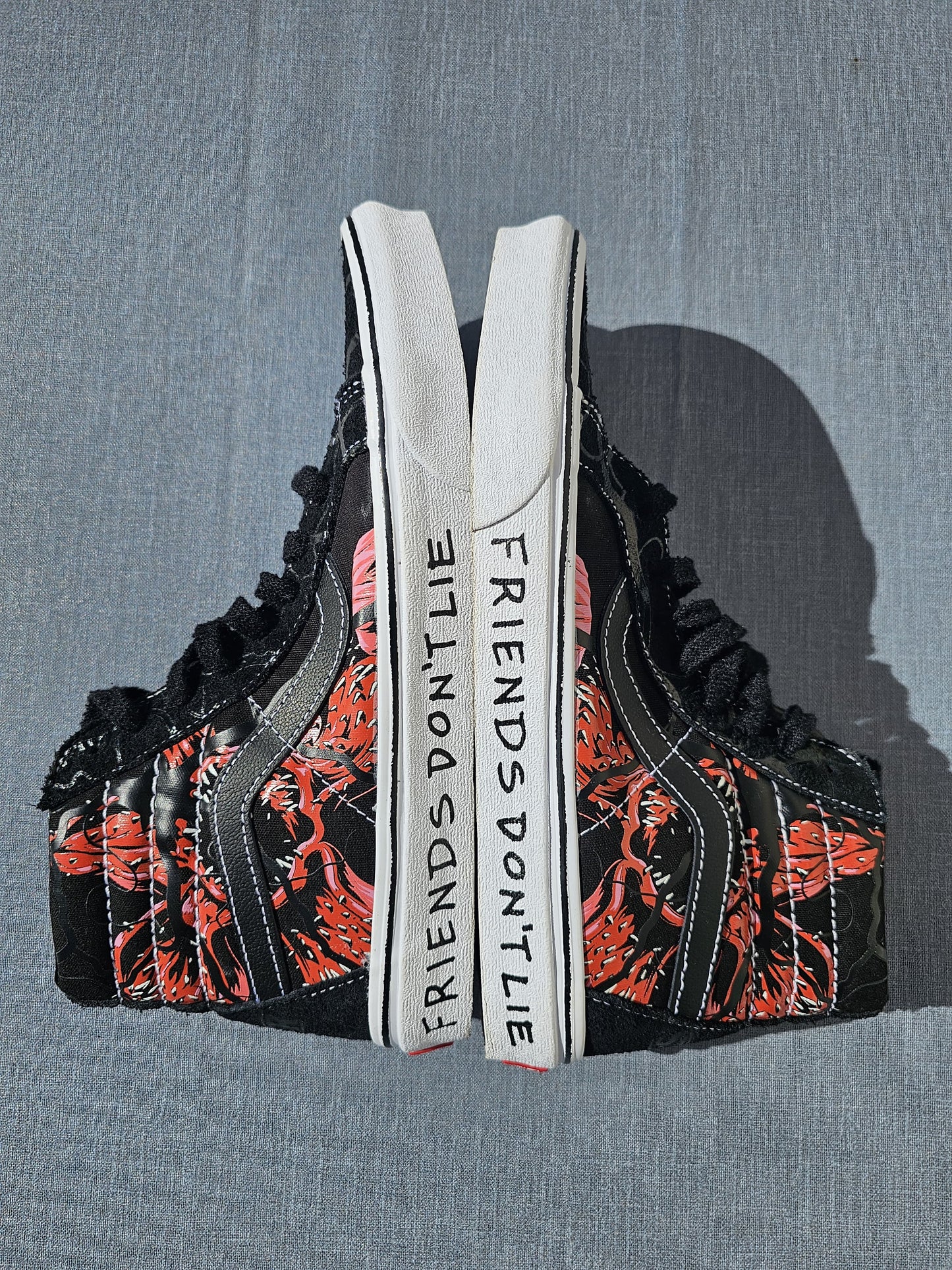 Vans X Stranger Things High Top Sneakers Trainers Skate Shoes UK 7 Rare