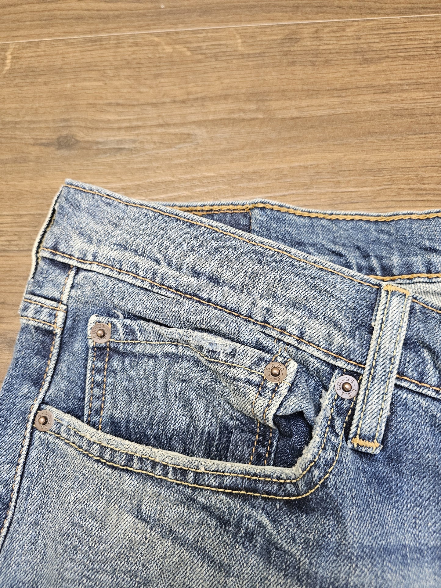 Levi's Mens Blue Jeans 513 Slim Straight Fit W34/28L Denim