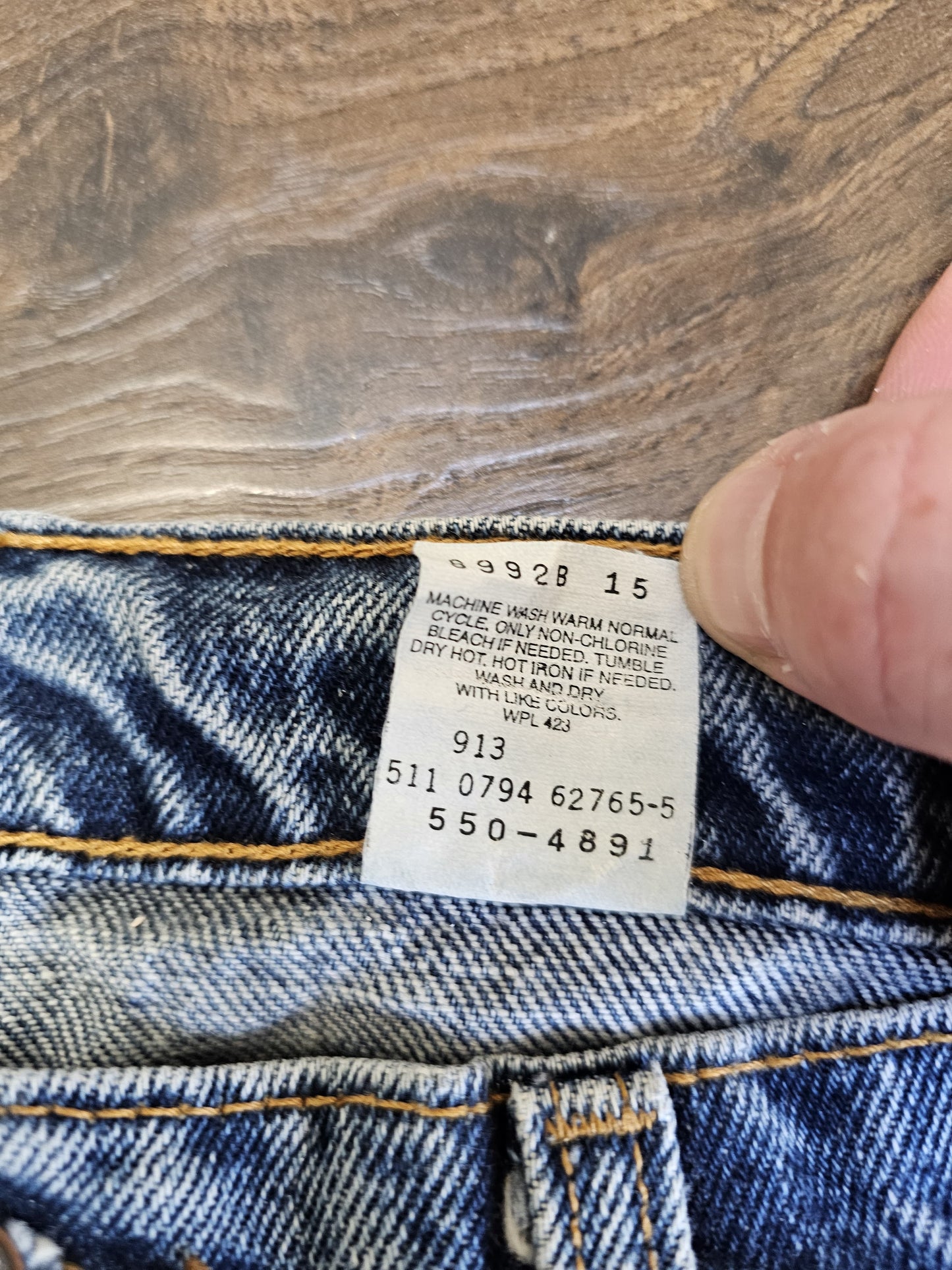 Levi's Vintage Mens Blue Jeans 550 Relaxed Fit Tapered Leg Fit W32/30L Denim