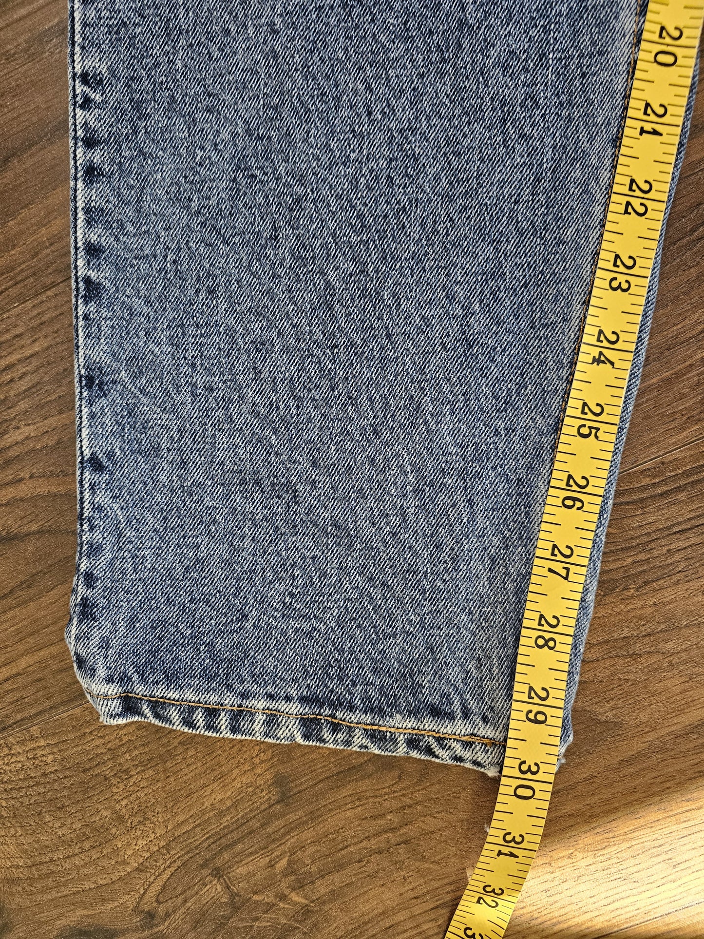 Levi's Vintage Mens Blue Jeans 550 Relaxed Fit Tapered Leg Fit W32/30L Denim