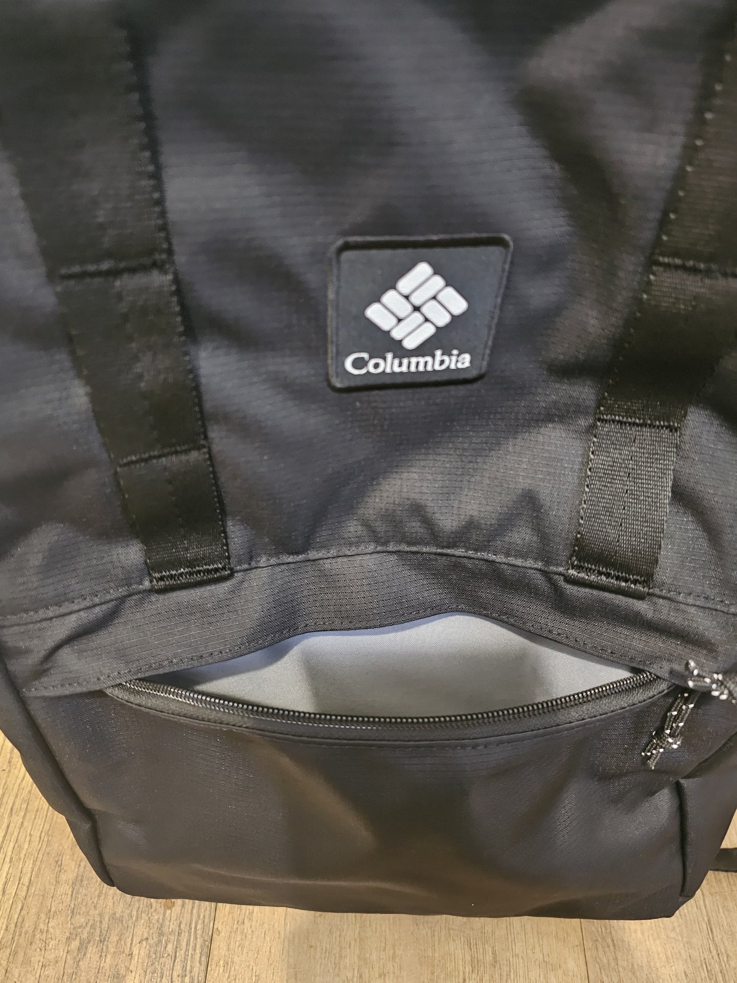 Columbia Unisex Backpack Rucksack 18L - New With Tags