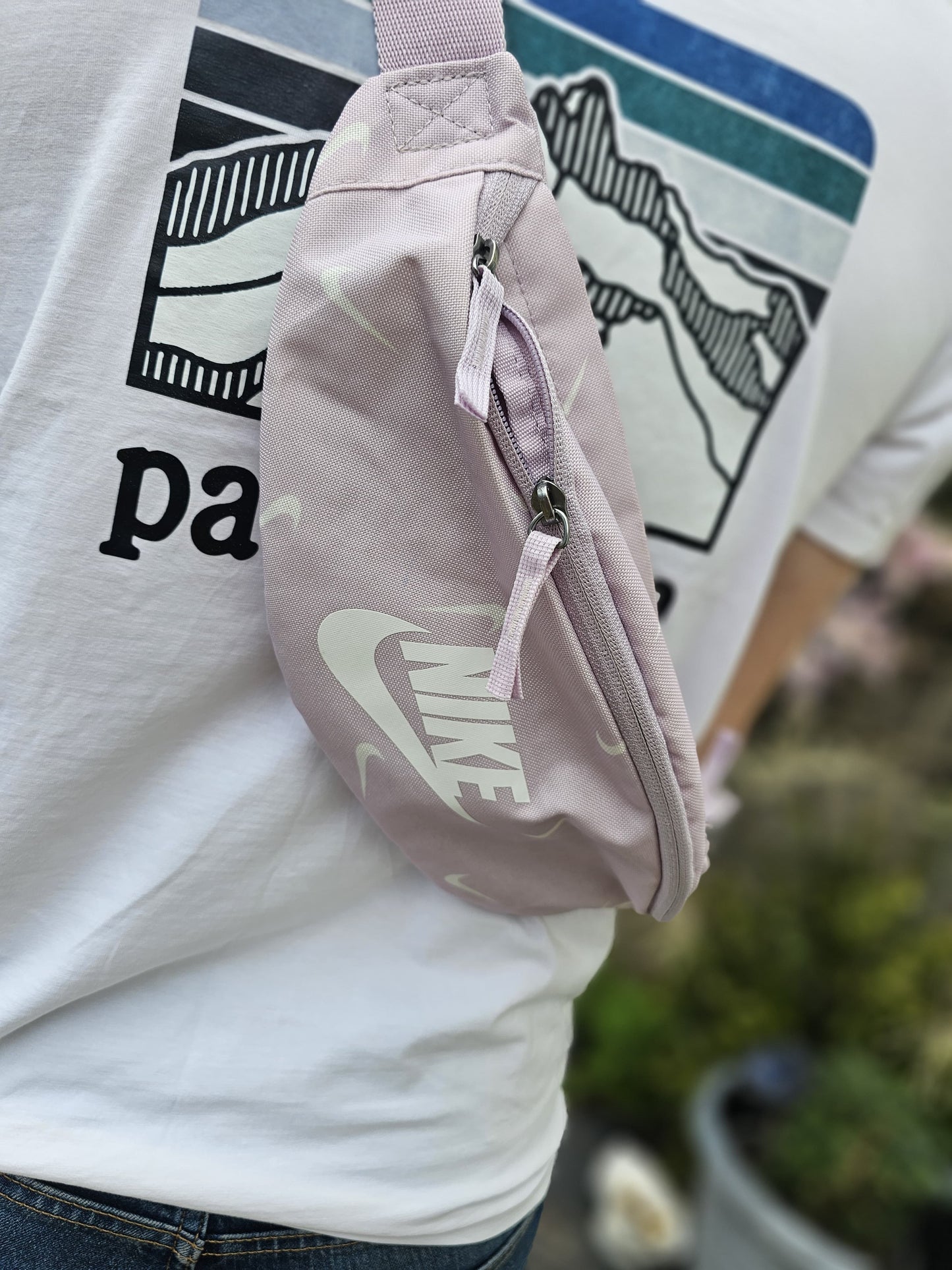 Nike Bum Bag/Cross Body/Shoulder Bag Fanny Pack Rave Festival