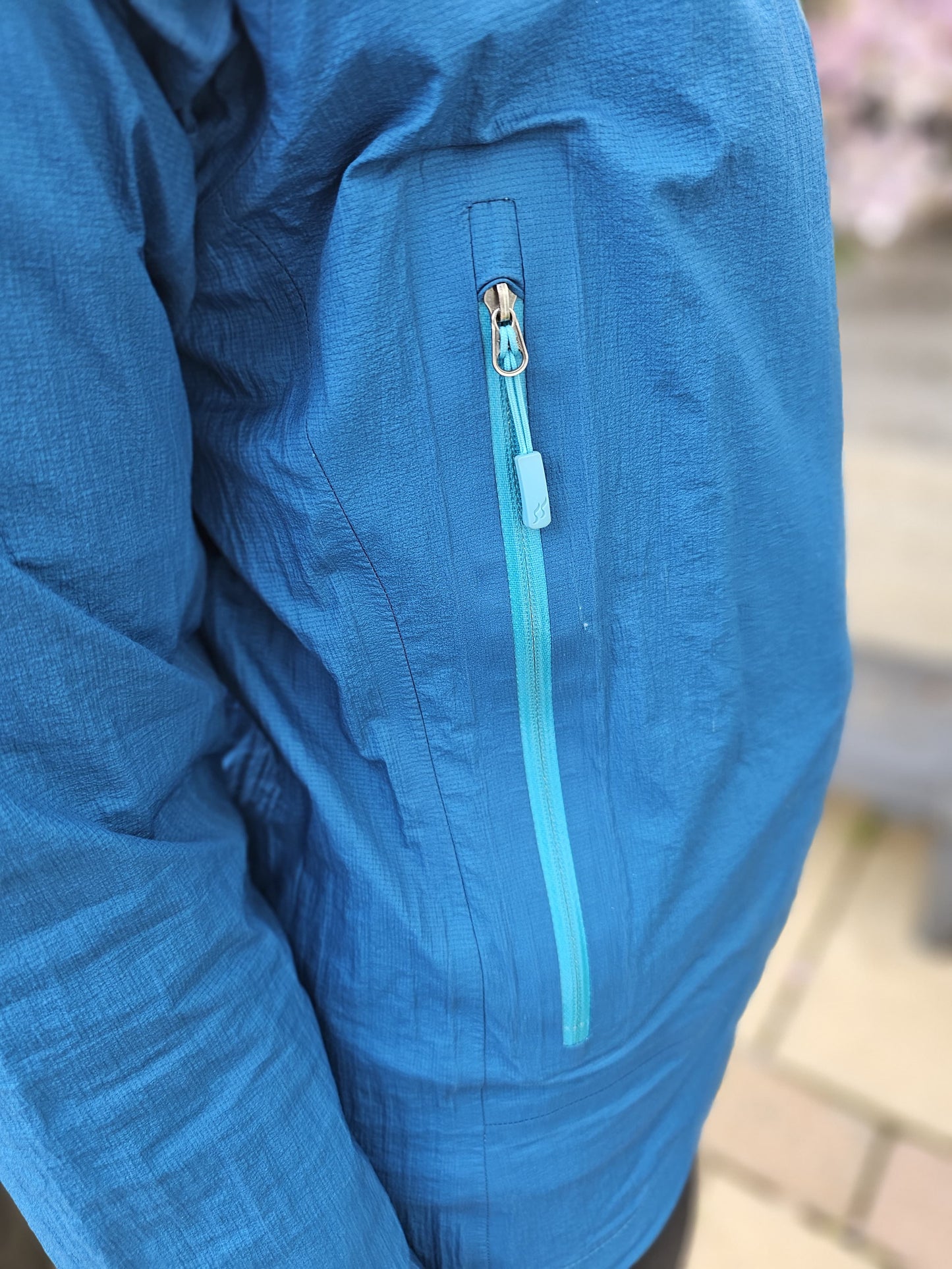 Womens Rab Event Waterproof & Wind Proof Walking/Hiking Jacket/Coat - UK 12