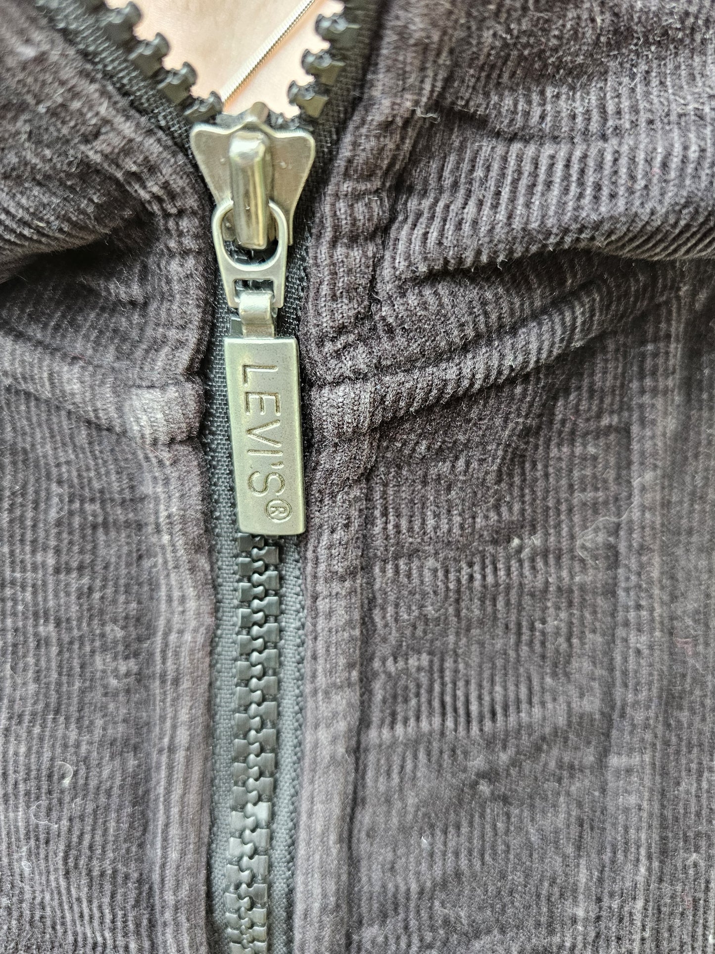 Levi's Unisex Corduroy Hoodie Jack In Black - M/Medium