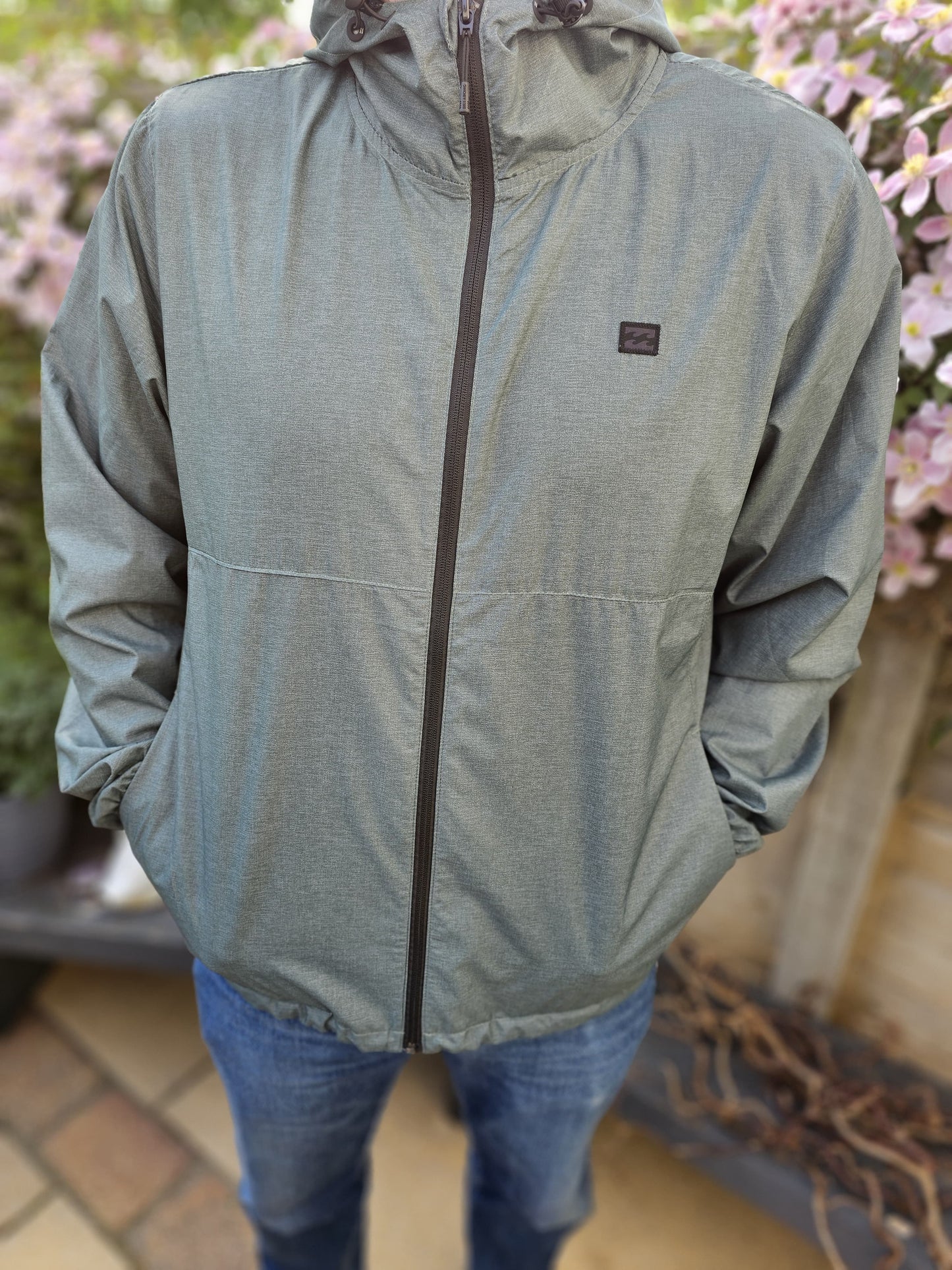 Awesome Billabong Full Zip Hooded Windbreaker Style Jacket - XL/Extra Large