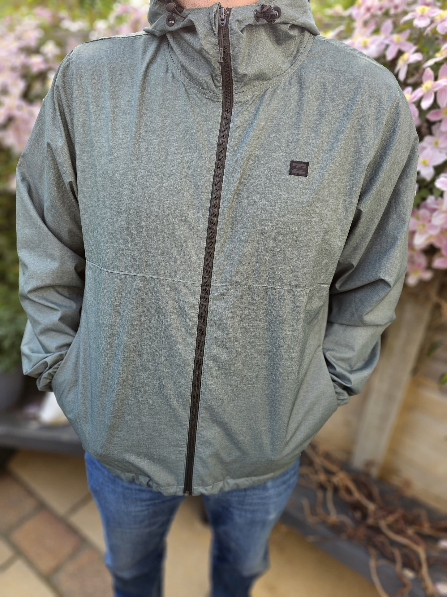Awesome Billabong Full Zip Hooded Windbreaker Style Jacket - XL/Extra Large