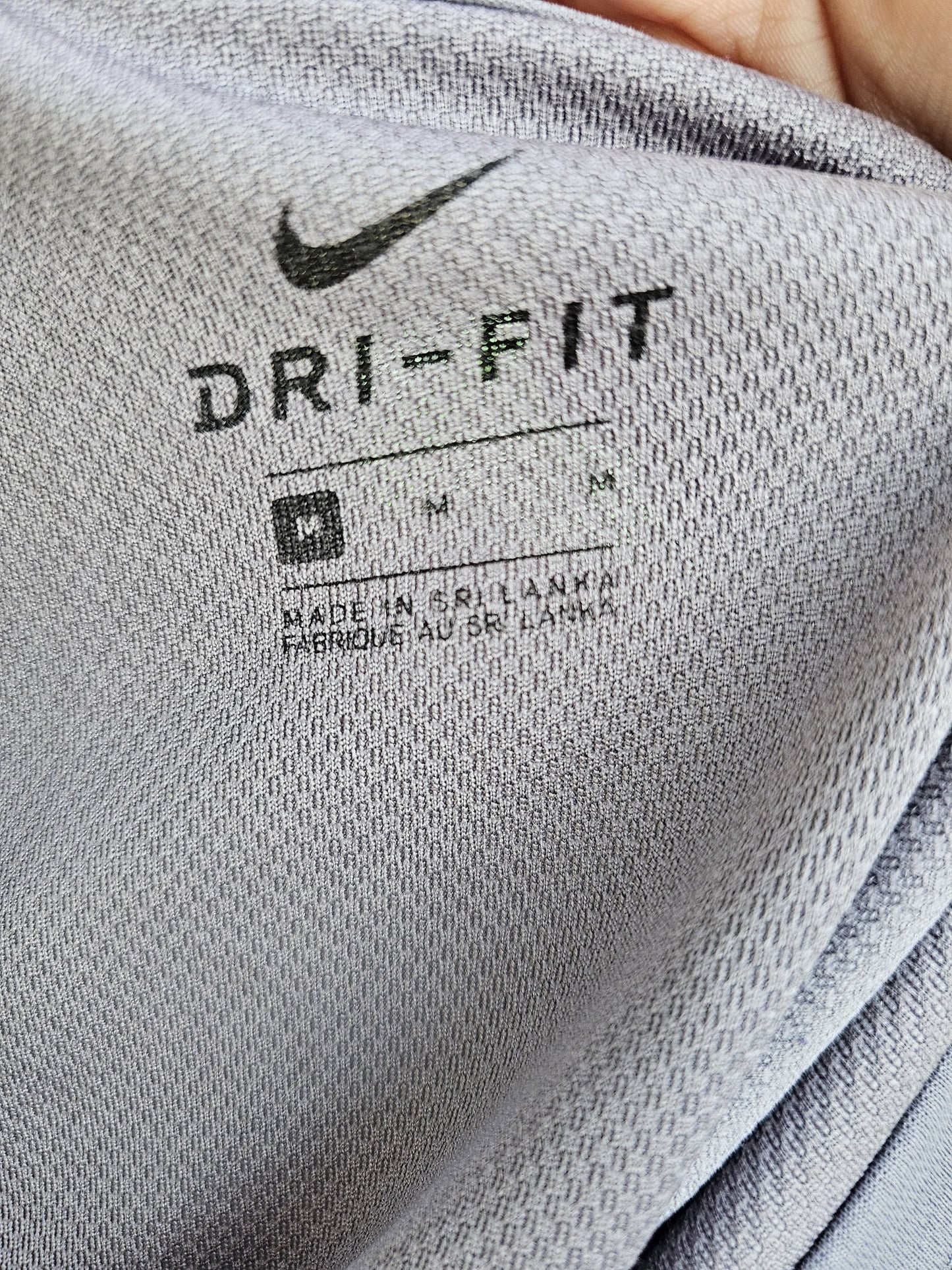 Mens Nike Active Wear Dri-Fit Short Sleeve T-Shirt - M/Medium