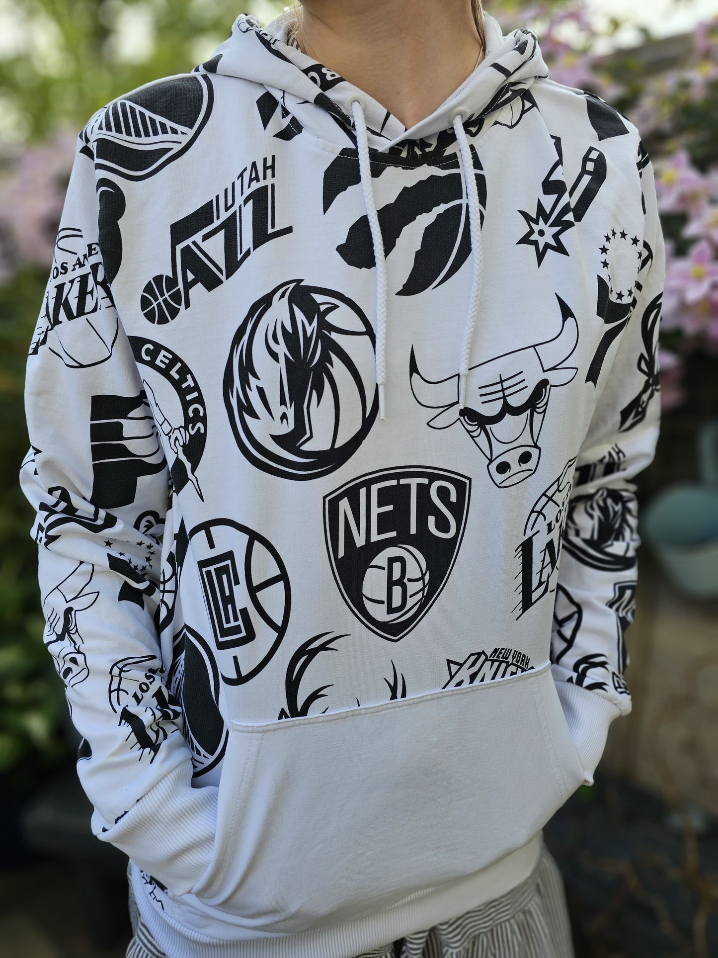 New Era X NBA White Hoodie - M/Medium