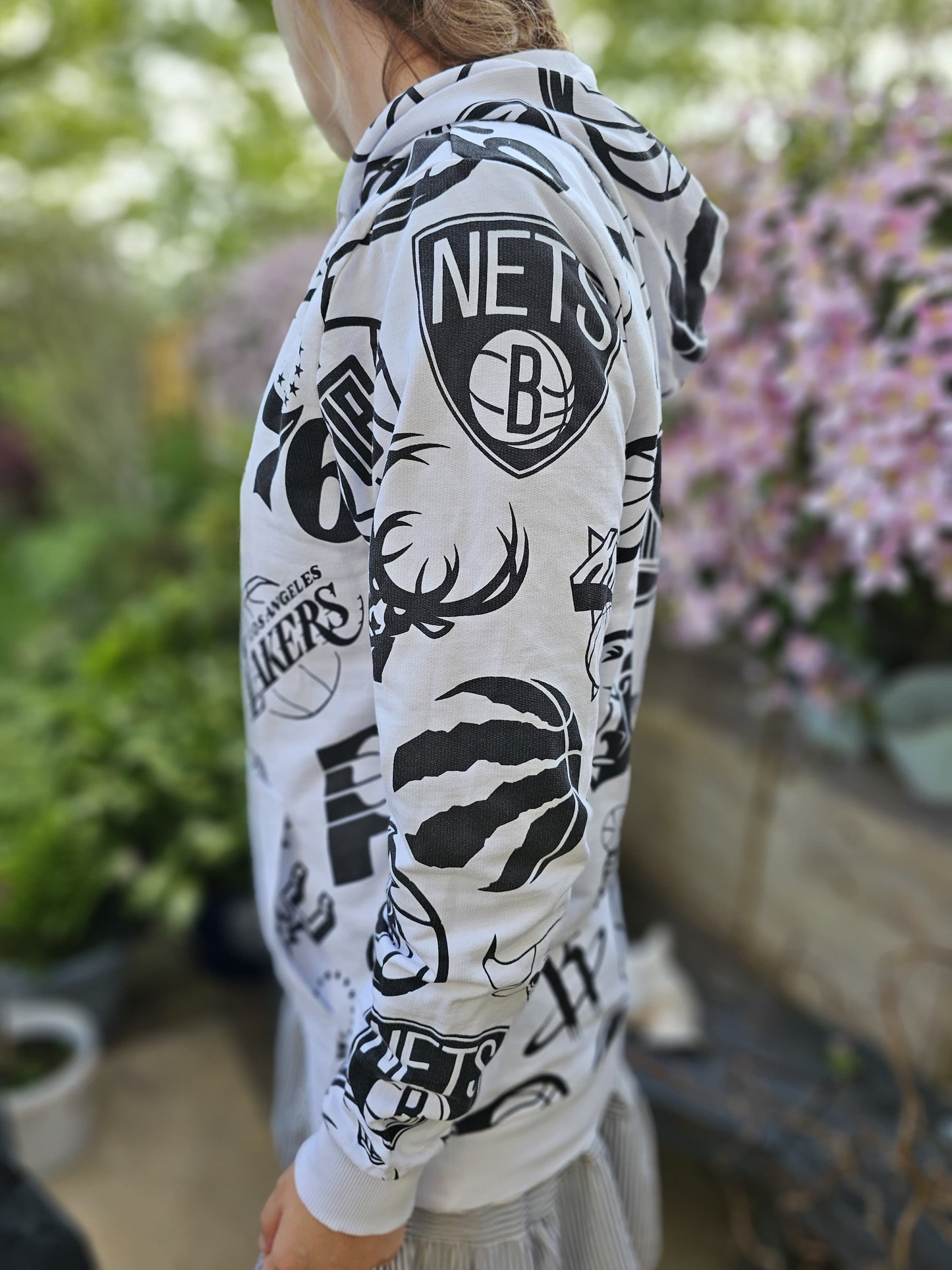 New Era X NBA White Hoodie - M/Medium