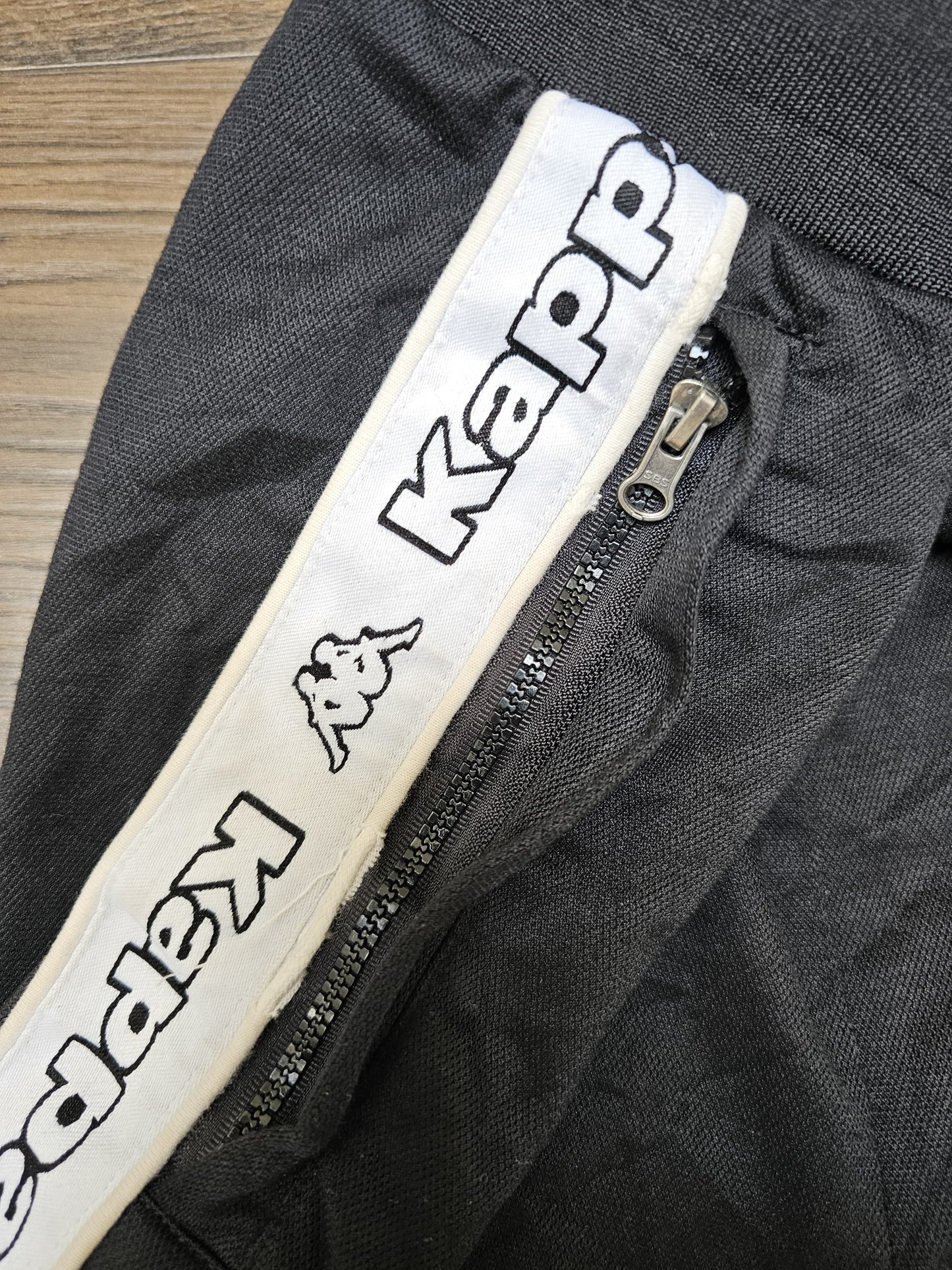 Vintage 90's Kappa Unisex Jogging/Tracky Tracksuit Bottoms Black/White - S/Small
