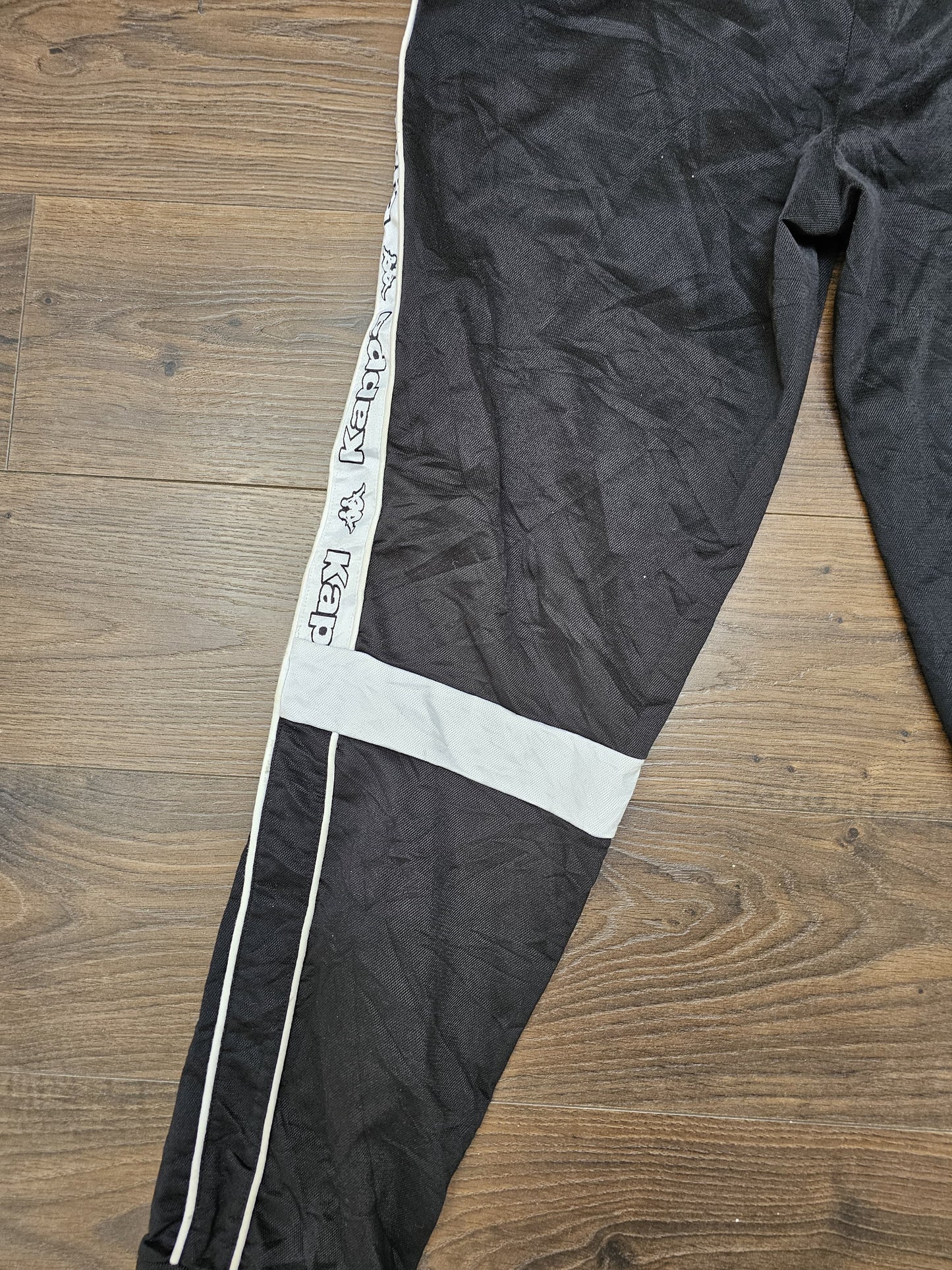 Vintage 90's Kappa Unisex Jogging/Tracky Tracksuit Bottoms Black/White - S/Small