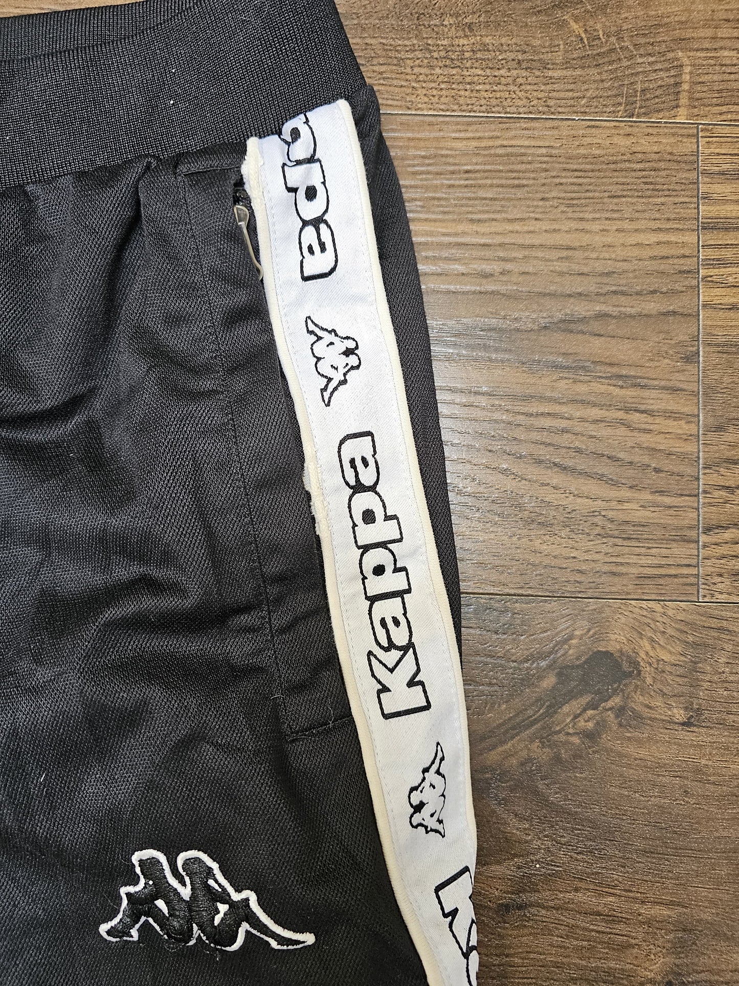 Vintage 90's Kappa Unisex Jogging/Tracky Tracksuit Bottoms Black/White - S/Small