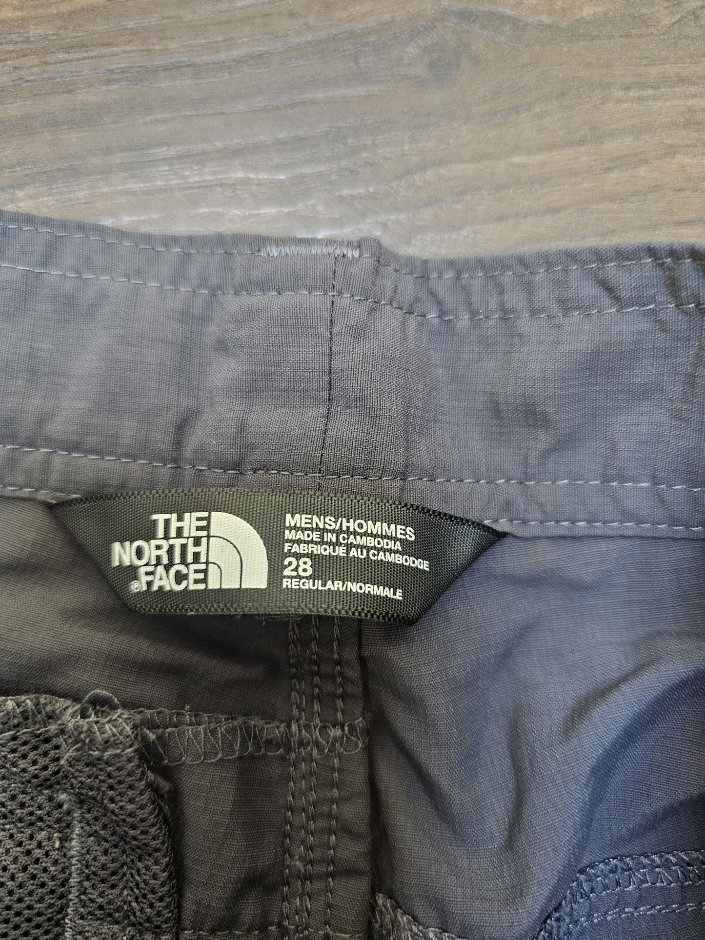 The North Face Grey Casual/Hiking Short - W28 Walk Climb Travel Trek Active