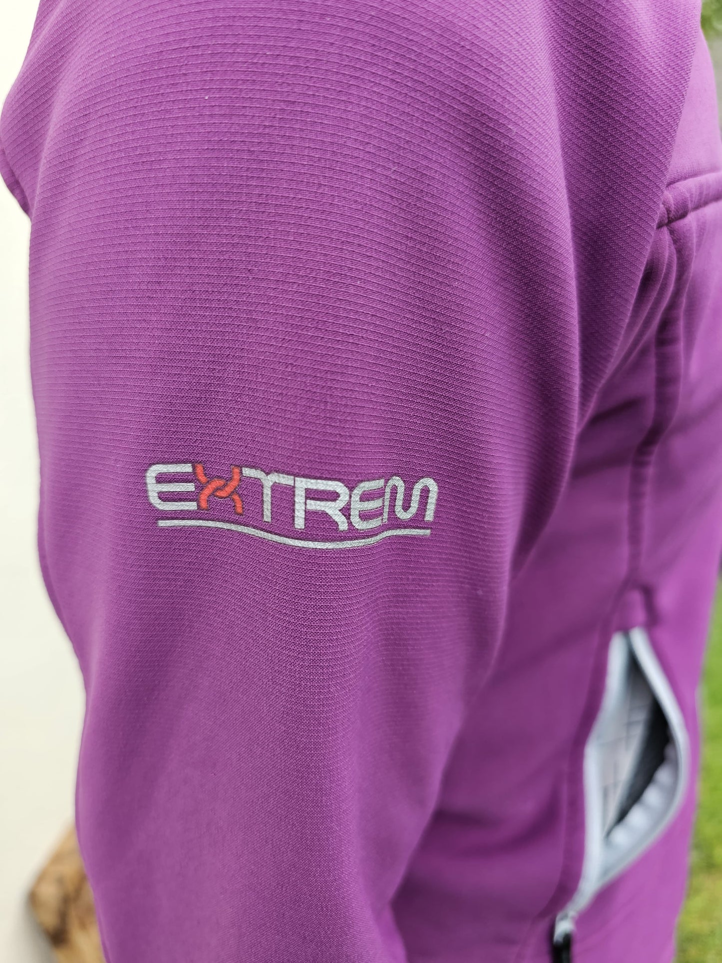 Womens Berghaus Extrem Soft Shell Windstopper Full Zip Hooded Jacket - UK 10