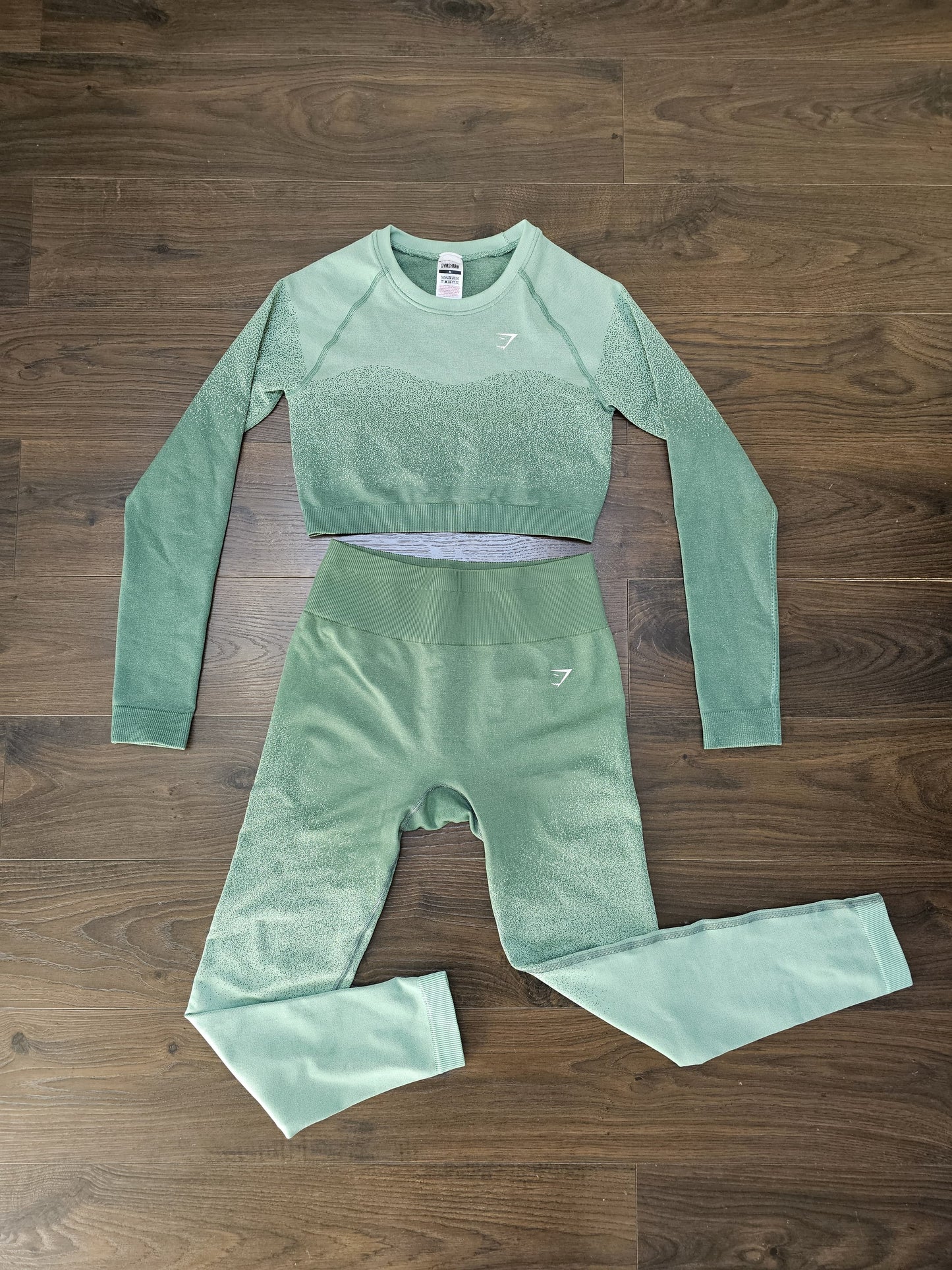 Womens Gym Shark Co-Ord Cropped Activewear Gym Set Leggings/Top/Long Sleeve - M/Medium