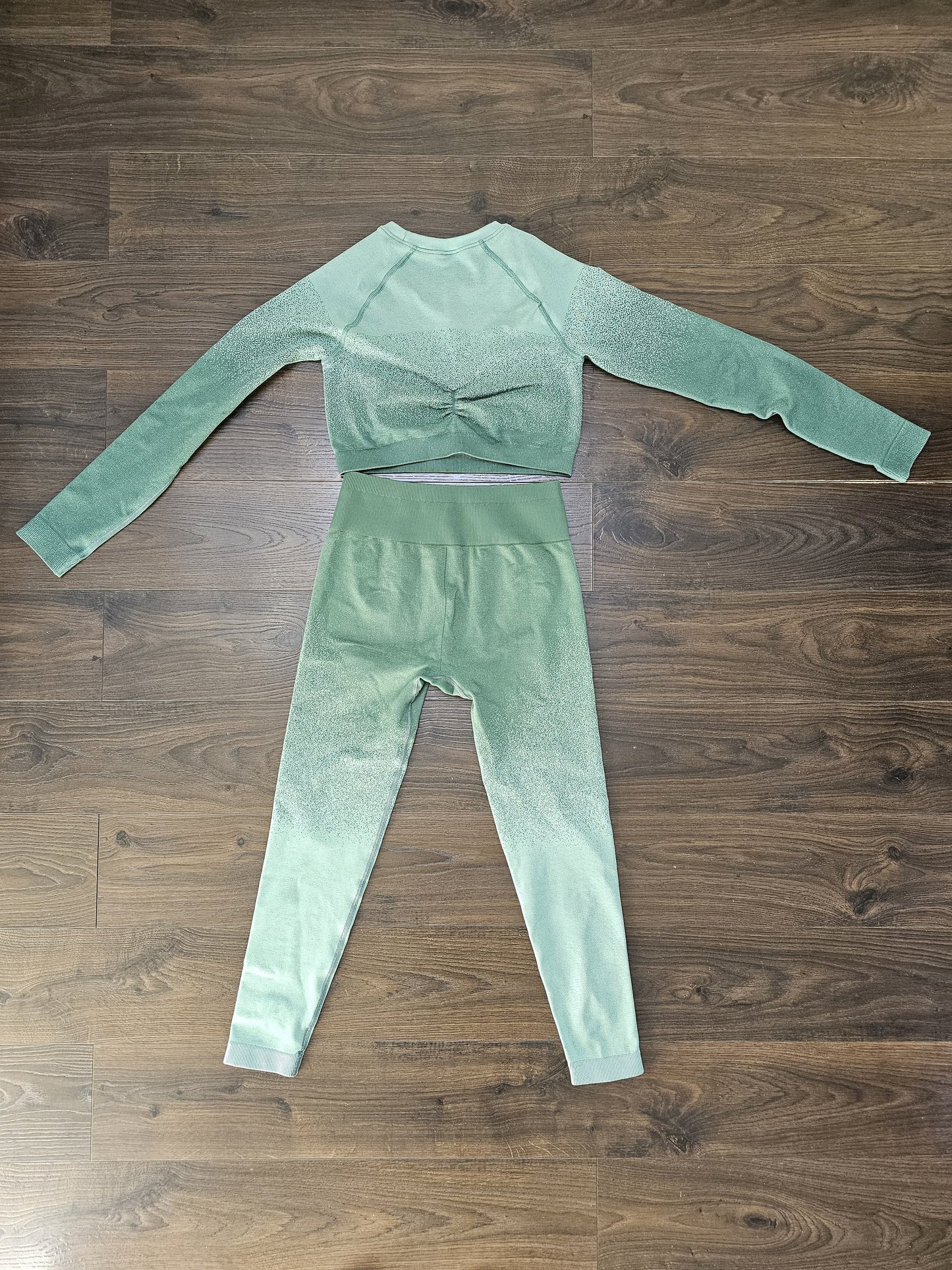 Womens Gym Shark Co-Ord Cropped Activewear Gym Set Leggings/Top/Long Sleeve - M/Medium