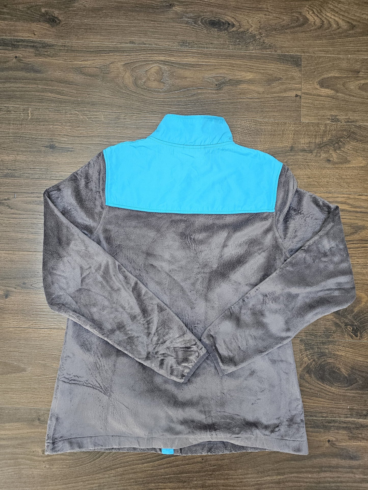 Re-Seller Bundle: Bundle x4 Designer Fleeces - S/Small Mens/Womens