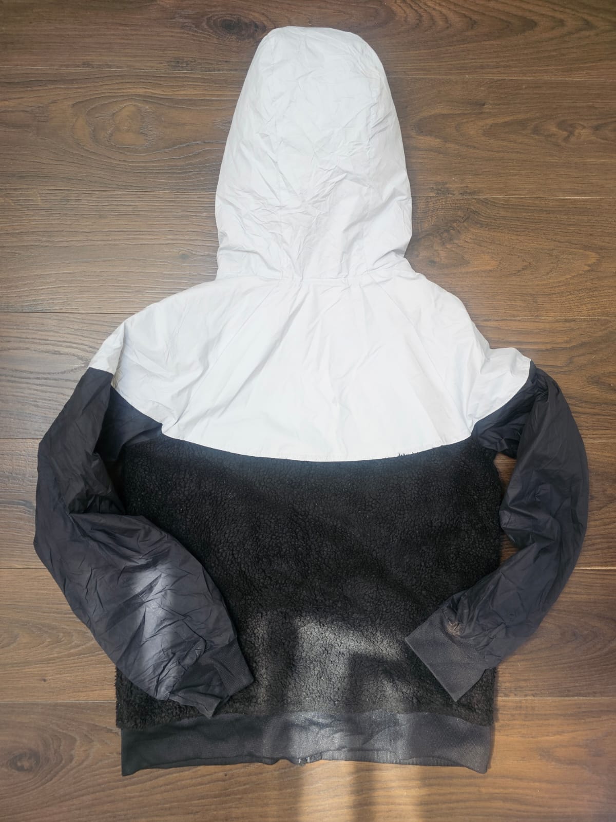 Re-Seller Bundle: 5 Designer Fleeces Mens/Womens - L/Large (Mixed)