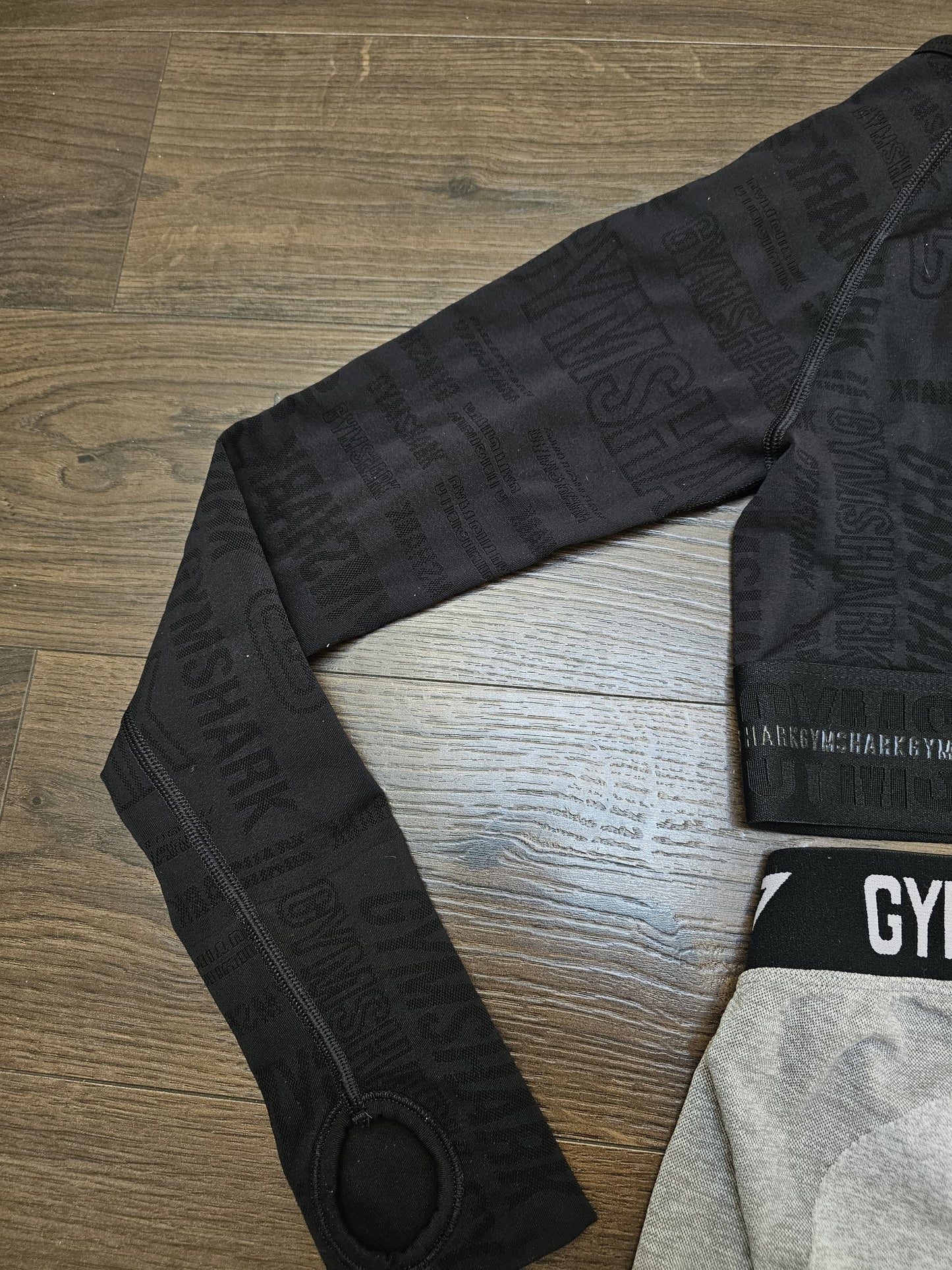 Gym Shark Set Activewear Gym Top and Leggings Black/Grey - S/Small