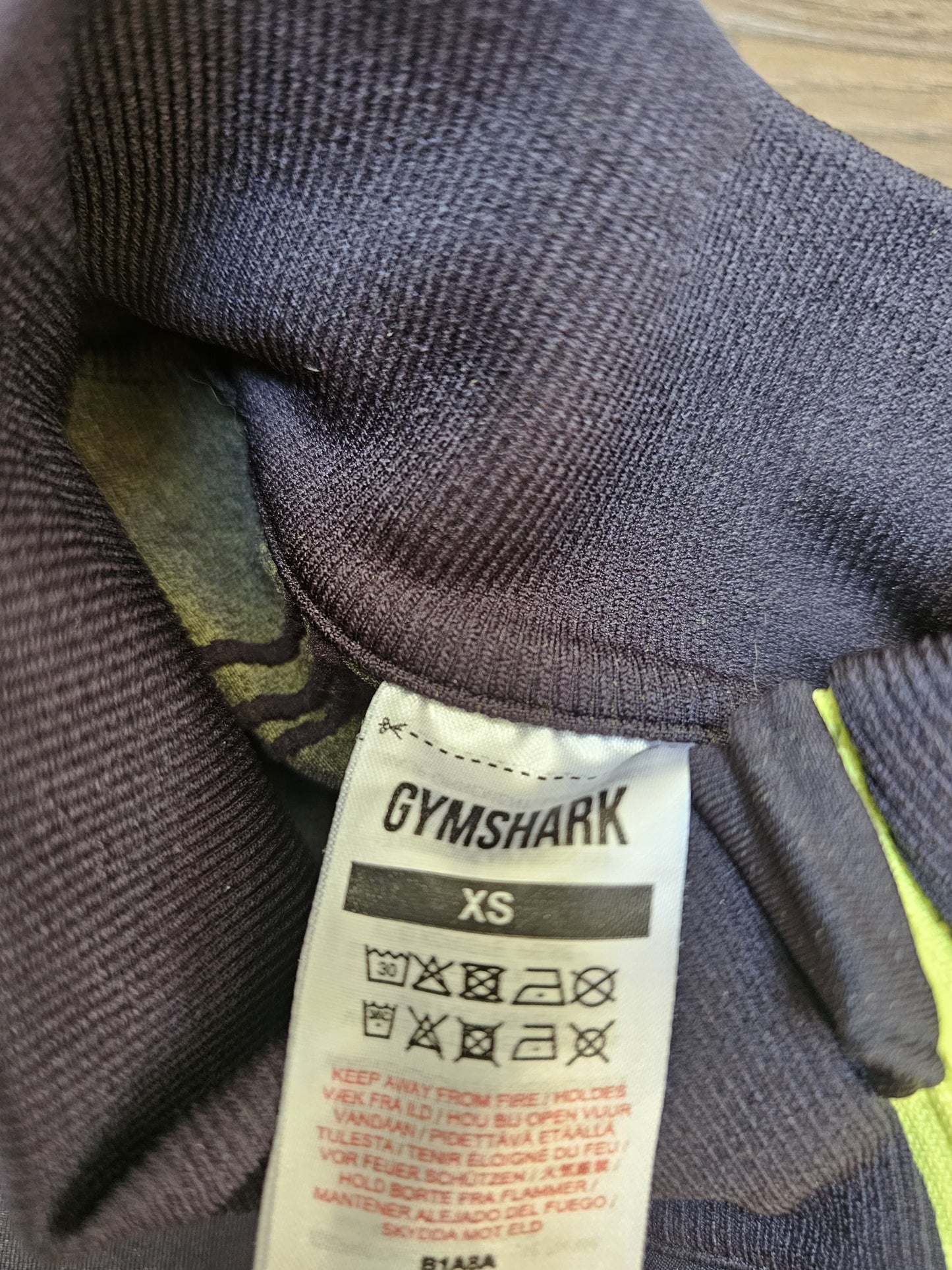 Gymshark Black/Yellow Long Sleeve 1/4 Zip Training/Gym/Casual Top - XS/Extra Small