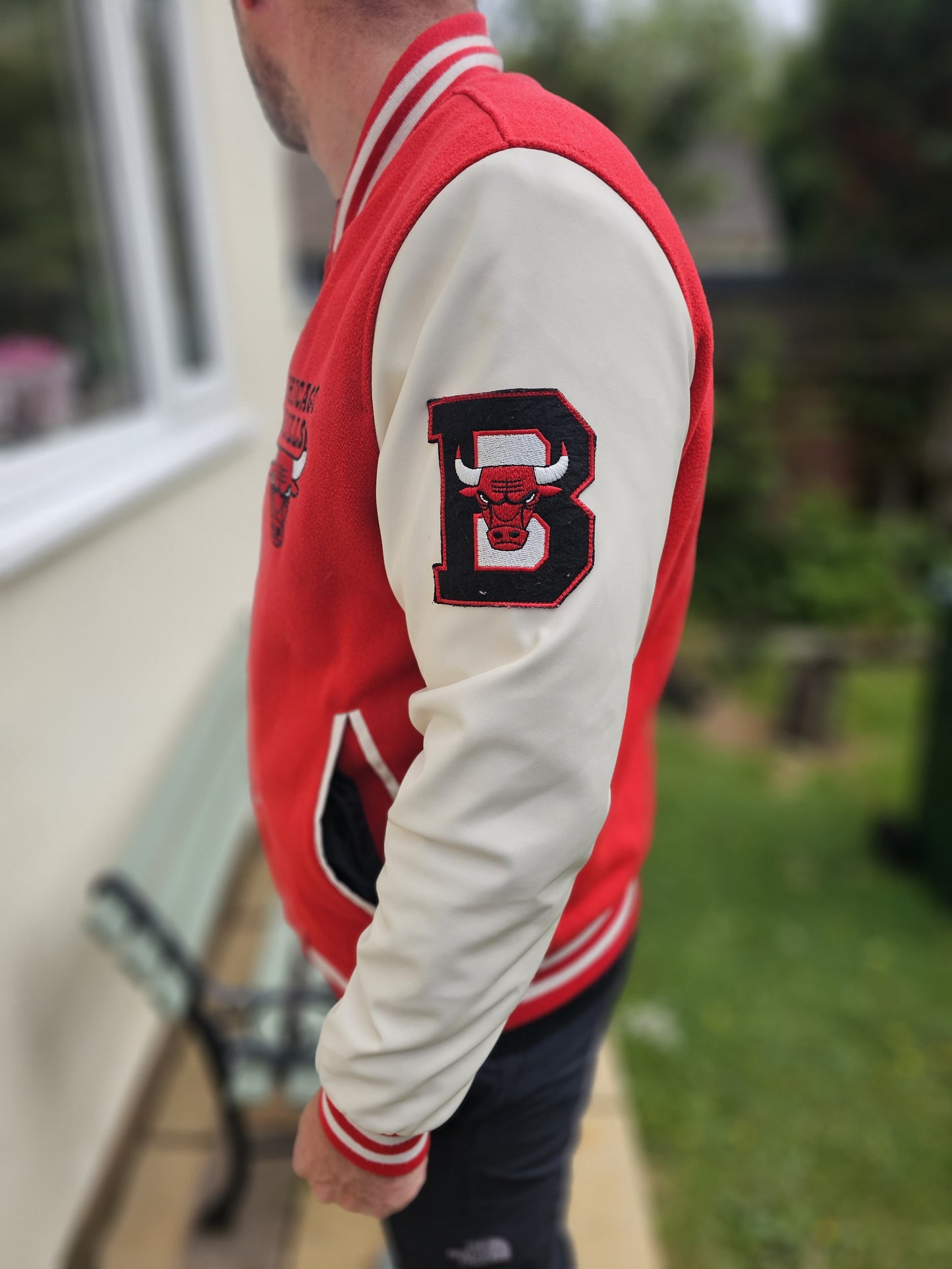 Chicago Bulls NBA Red/White Varsity Style Jacket - M/Medium L/Large