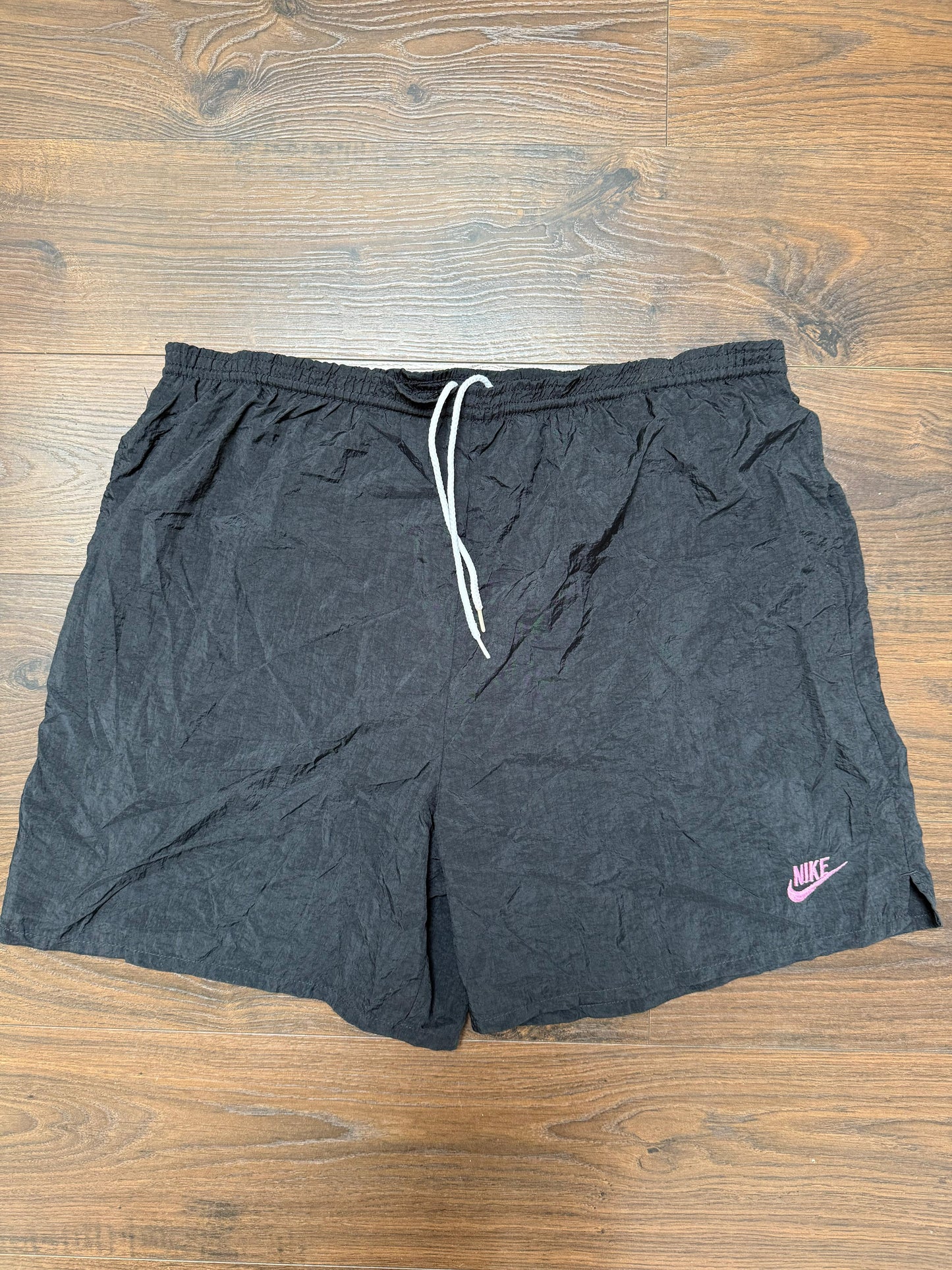 Vintage Y2K 2000's Nike Black/Purple Shorts - M/Medium