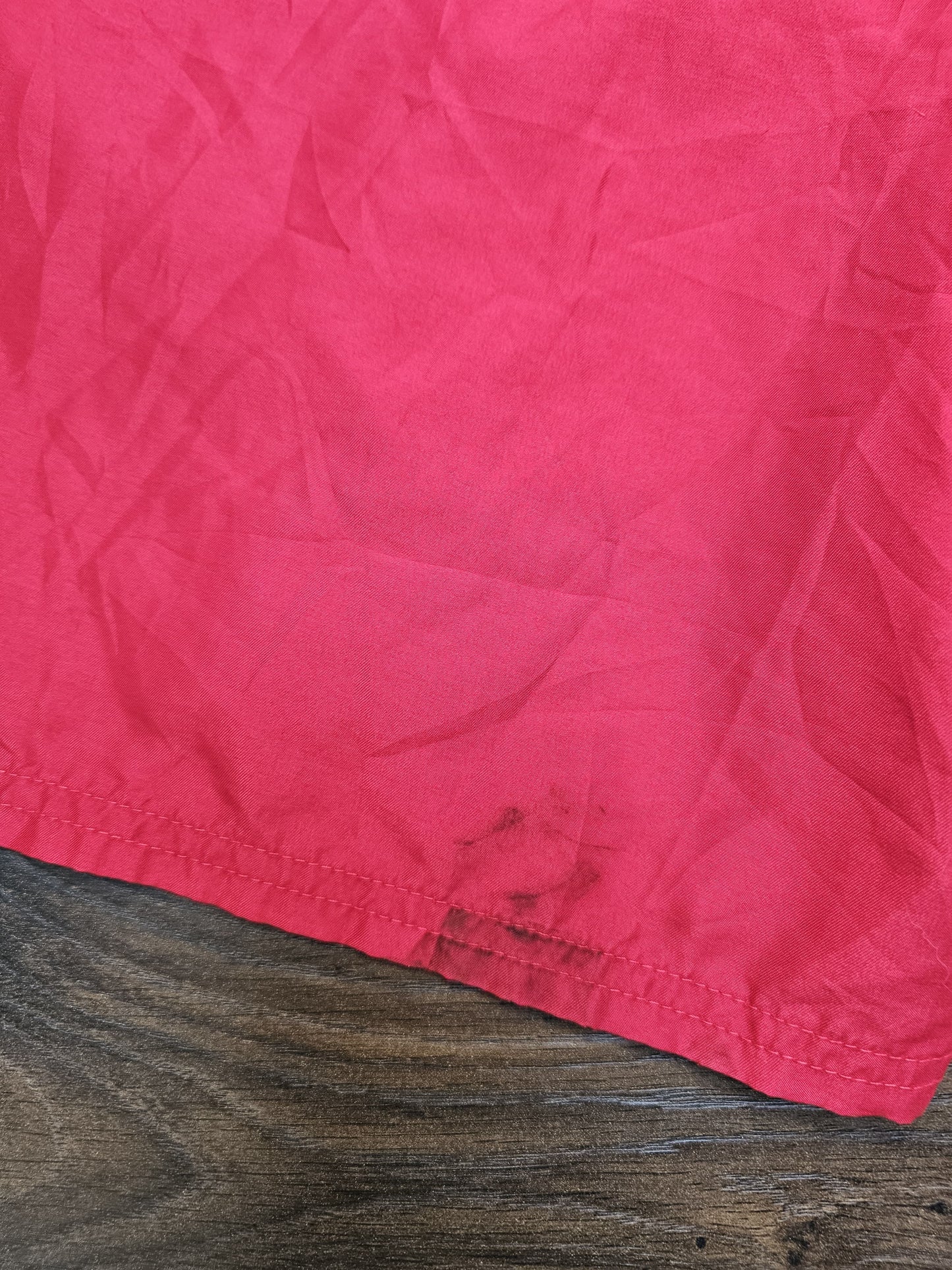 Vintage Y2K 2000's Nike Embroidered Swoosh Black/Red Shorts - XL/Extra Large/36