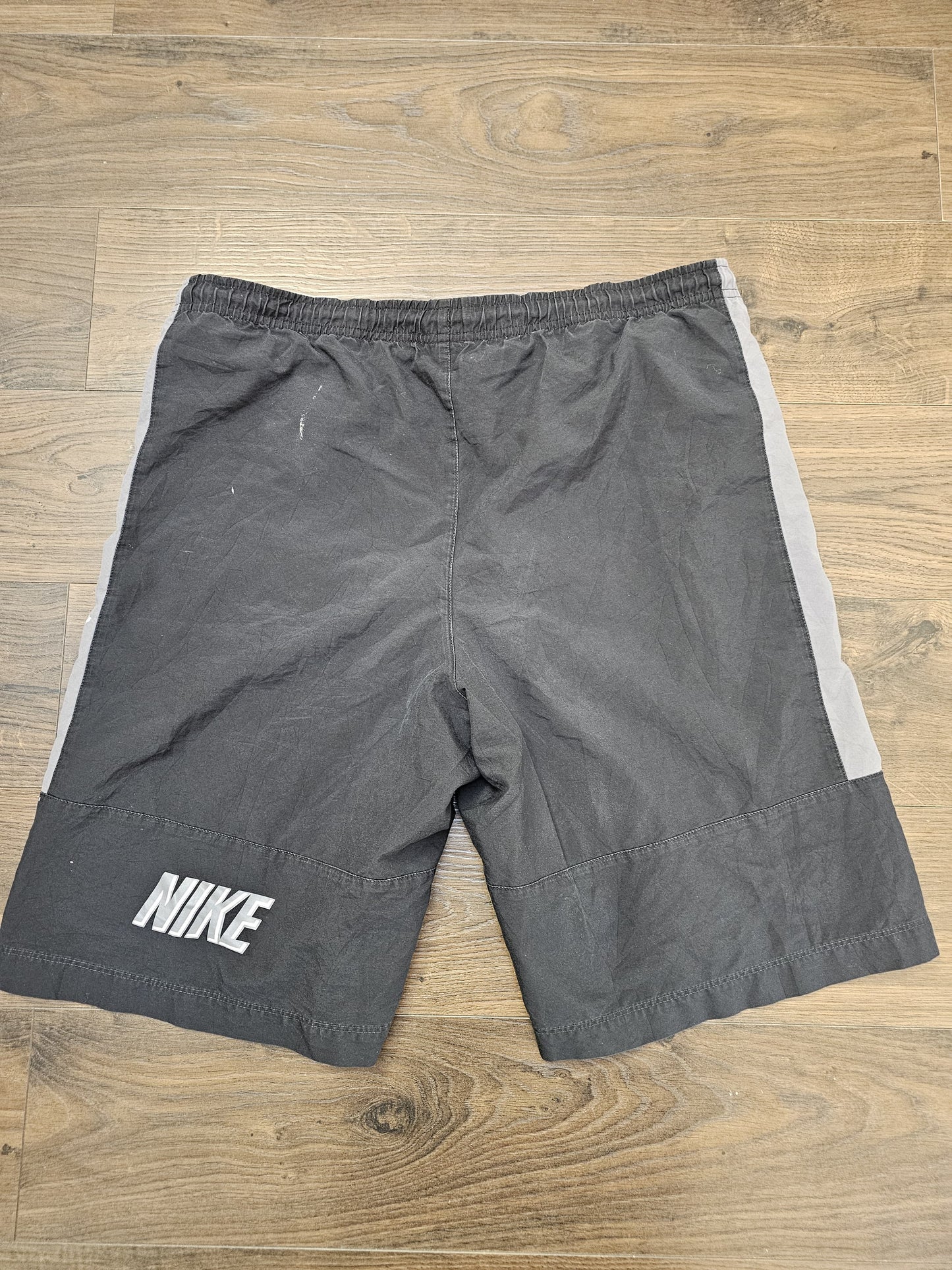 Vintage Silver Tag Nike Grey/Black Casual/Swim Shorts - M/Medium