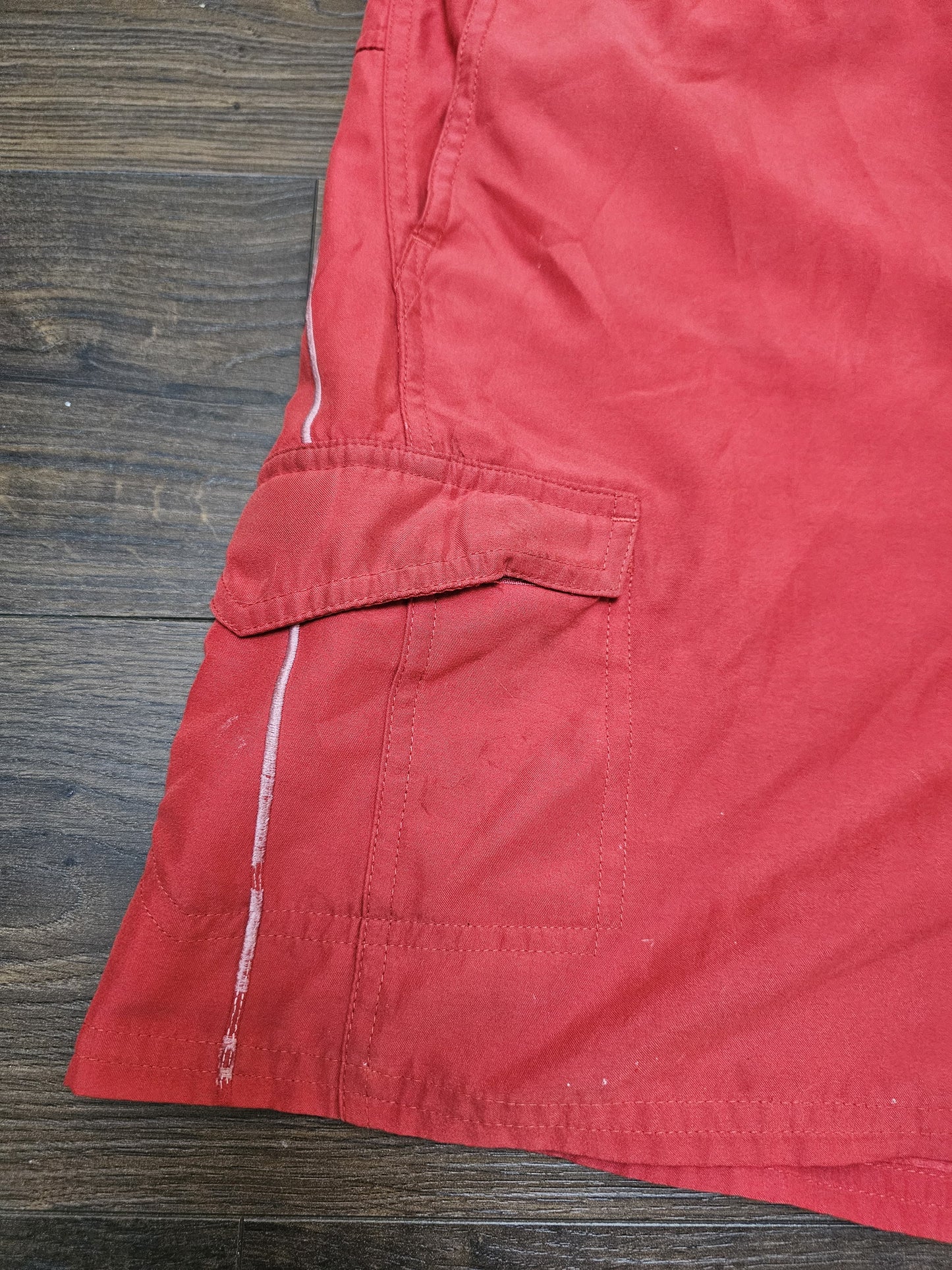 Nike Activewear/ Casual/ Running/ Swim Red Shorts -XL/Extra Large