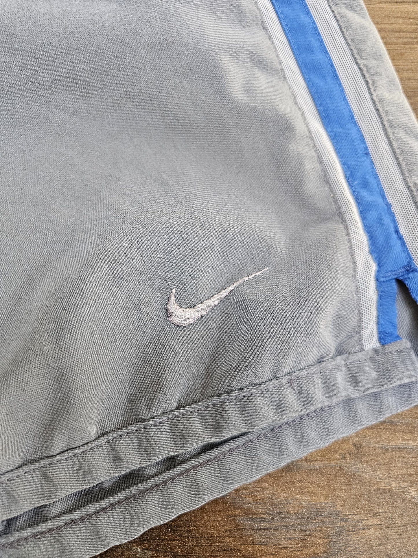 Nike Activewear/Casual/Swim Blue/Grey Shorts -L/Large