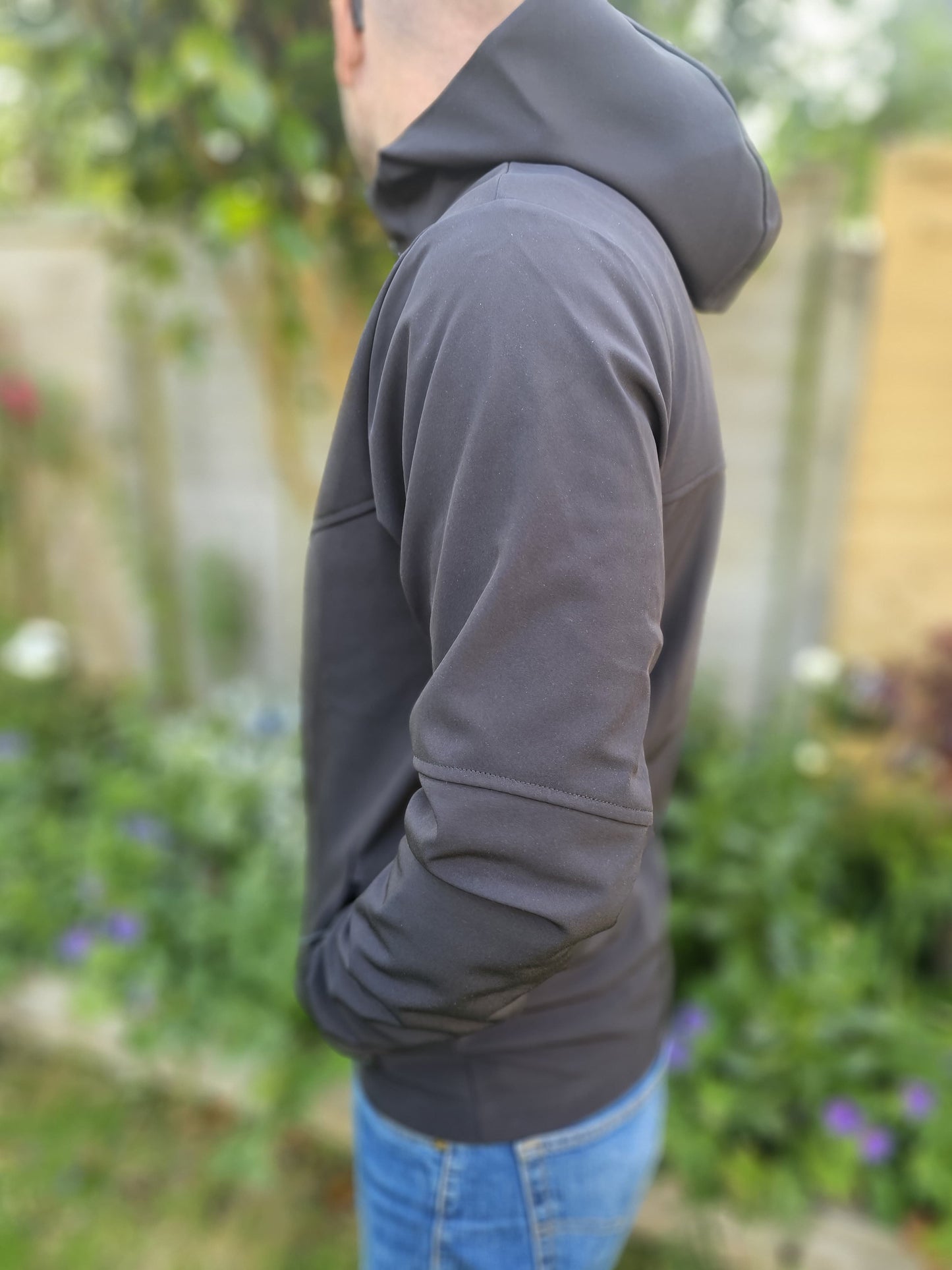 Brand New Technicals Black Soft Shell Hooded Casual/Hike/Streetwear Full Zip Jacket - M/Medium
