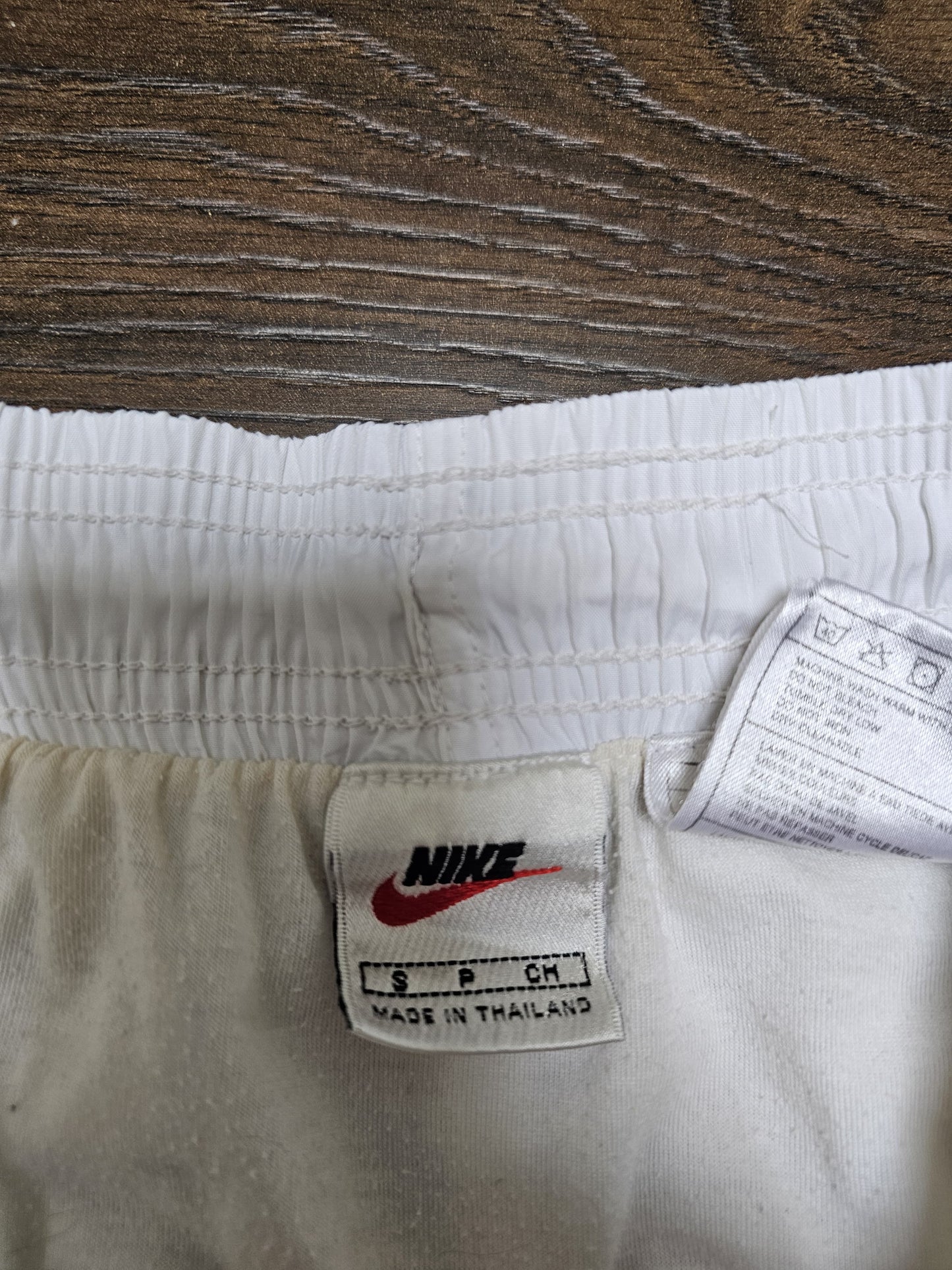 Nike Vintage Activewear/Casual/Swim White Shorts - S/Small