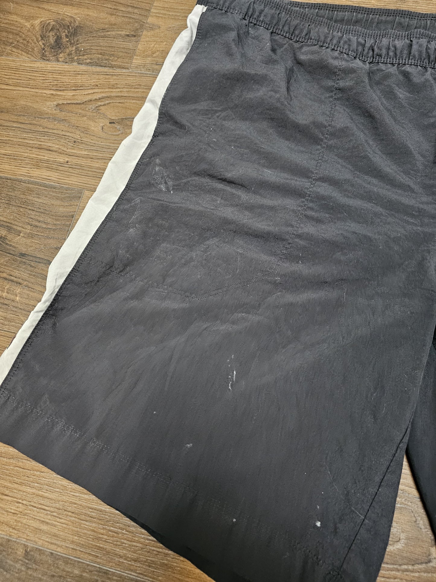 Nike Silver Tag Y2K Activewear/Casual/ Black/Grey Shorts - XL/Extra Large
