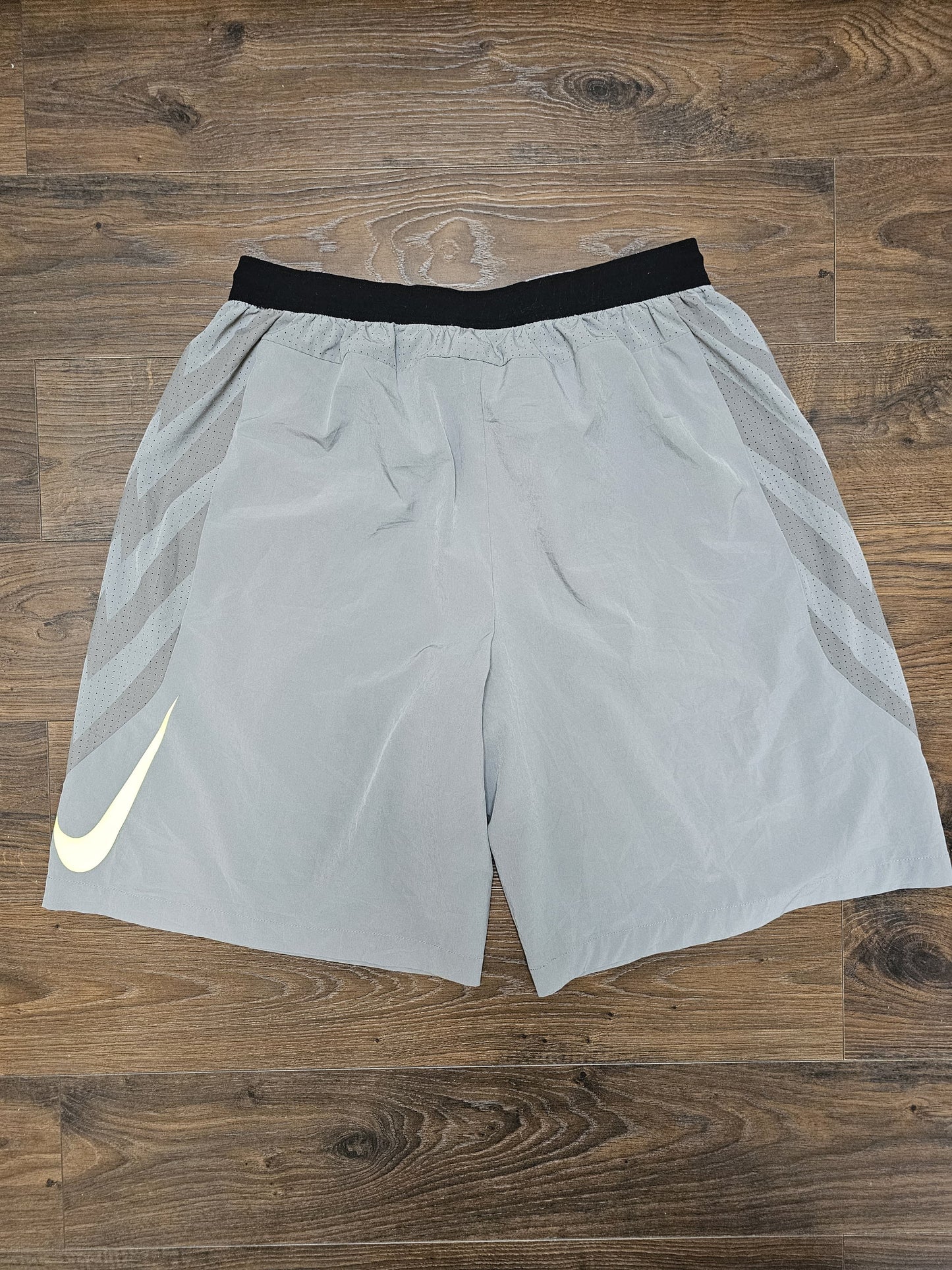Nike Pro Training Activewear/Casual Grey Shorts - XXL/2XL/Extra Extra Large