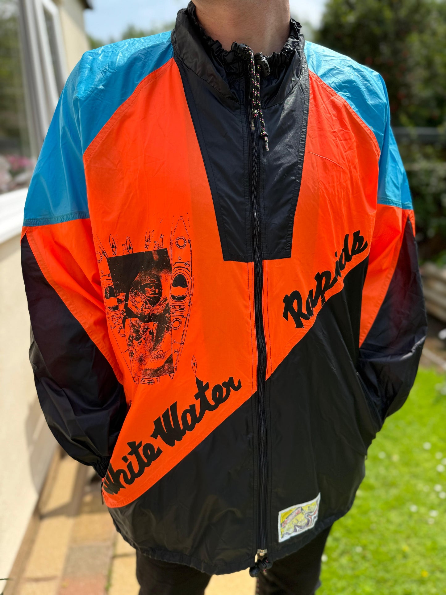 Awesome Campri Rapids Retro Full Zip Hooded Windbreaker Jacket - L/Large