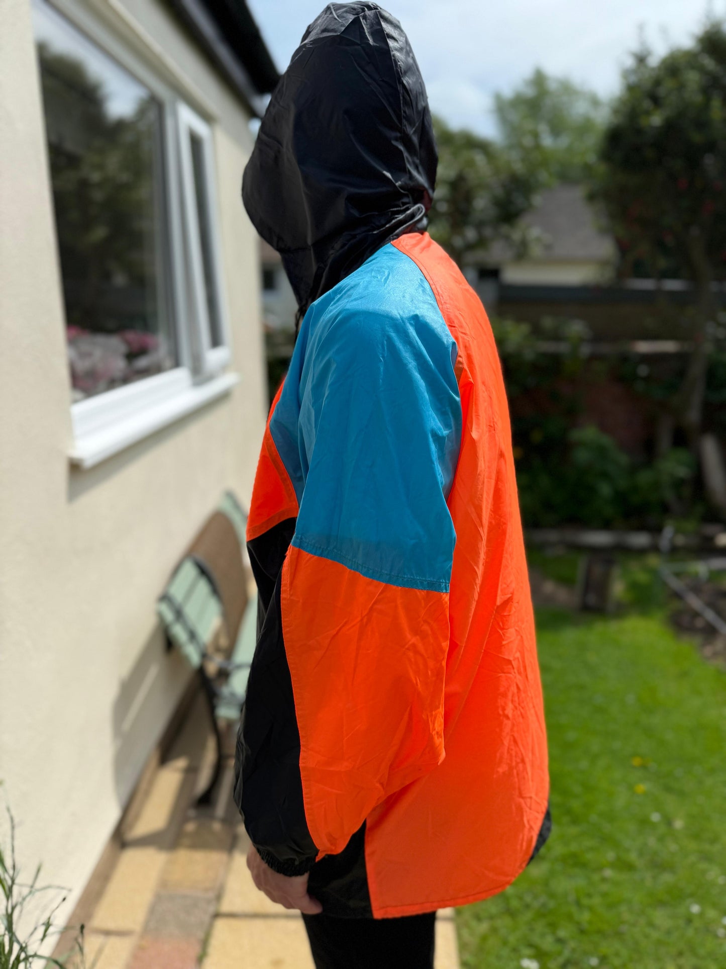 Awesome Campri Rapids Retro Full Zip Hooded Windbreaker Jacket - L/Large