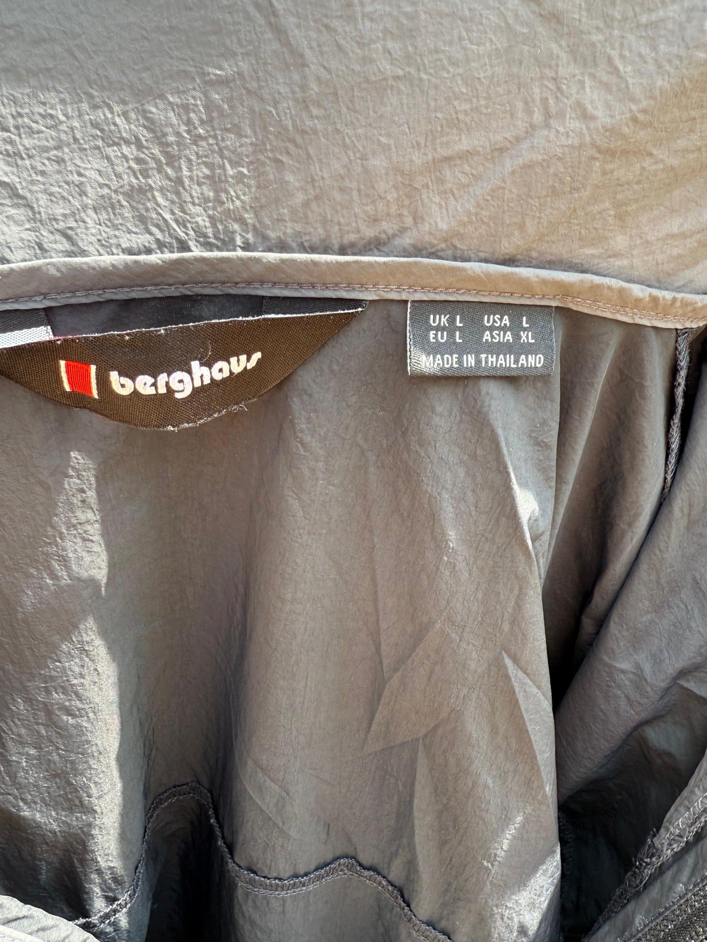 Berghaus Unisex Windbreaker 21 Full Zip Jacket - L/Large