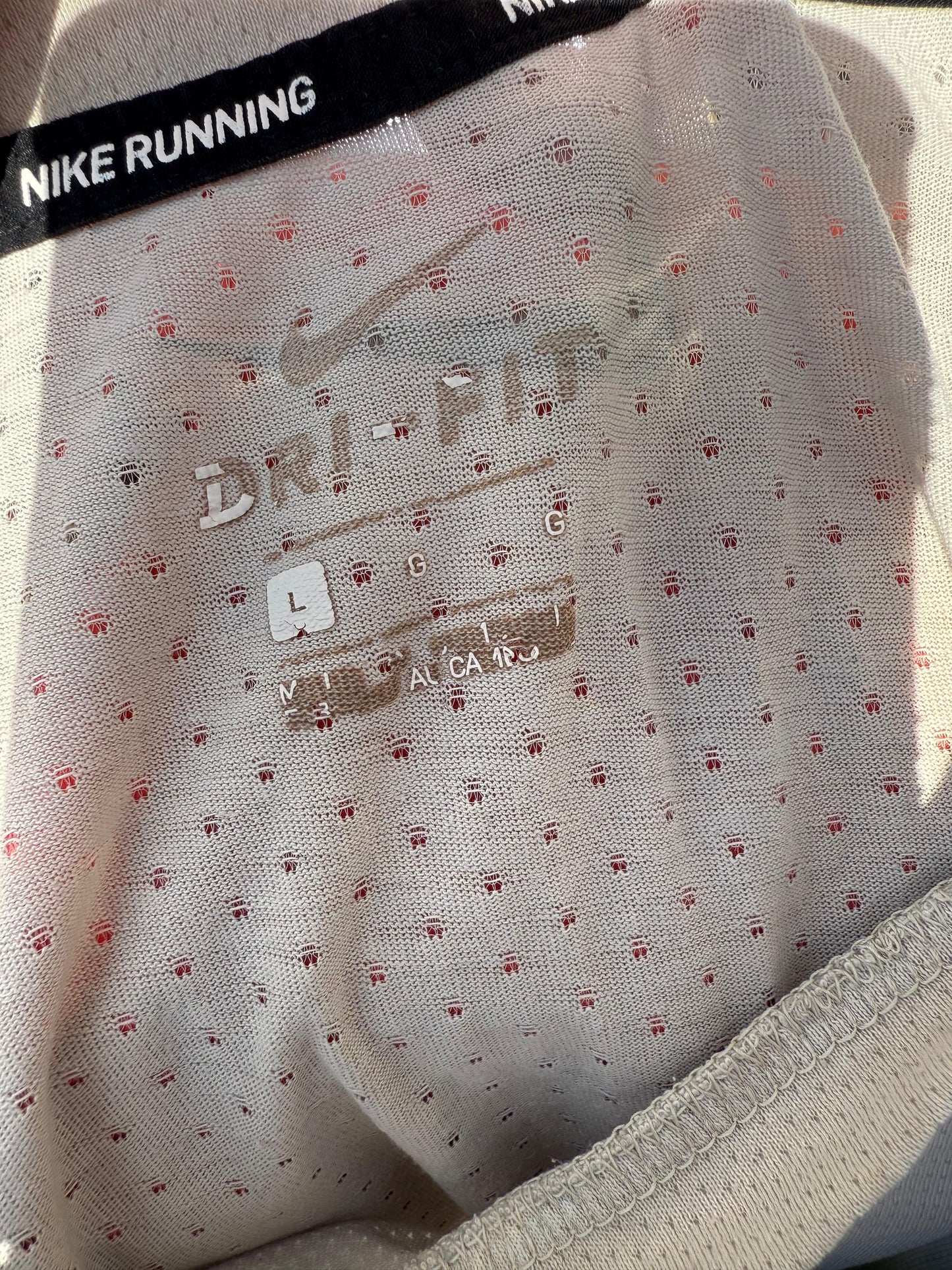 Nike Dri-Fit Cream Activewear Gym Casual Running Short Sleeve T-Shirt - L/Large