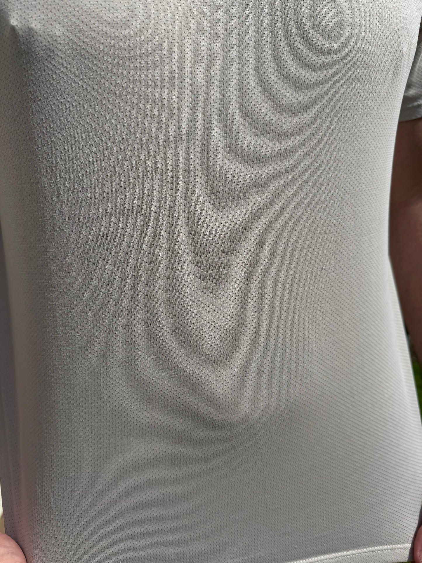 Nike Dri-Fit Cream Activewear Gym Casual Running Short Sleeve T-Shirt - L/Large