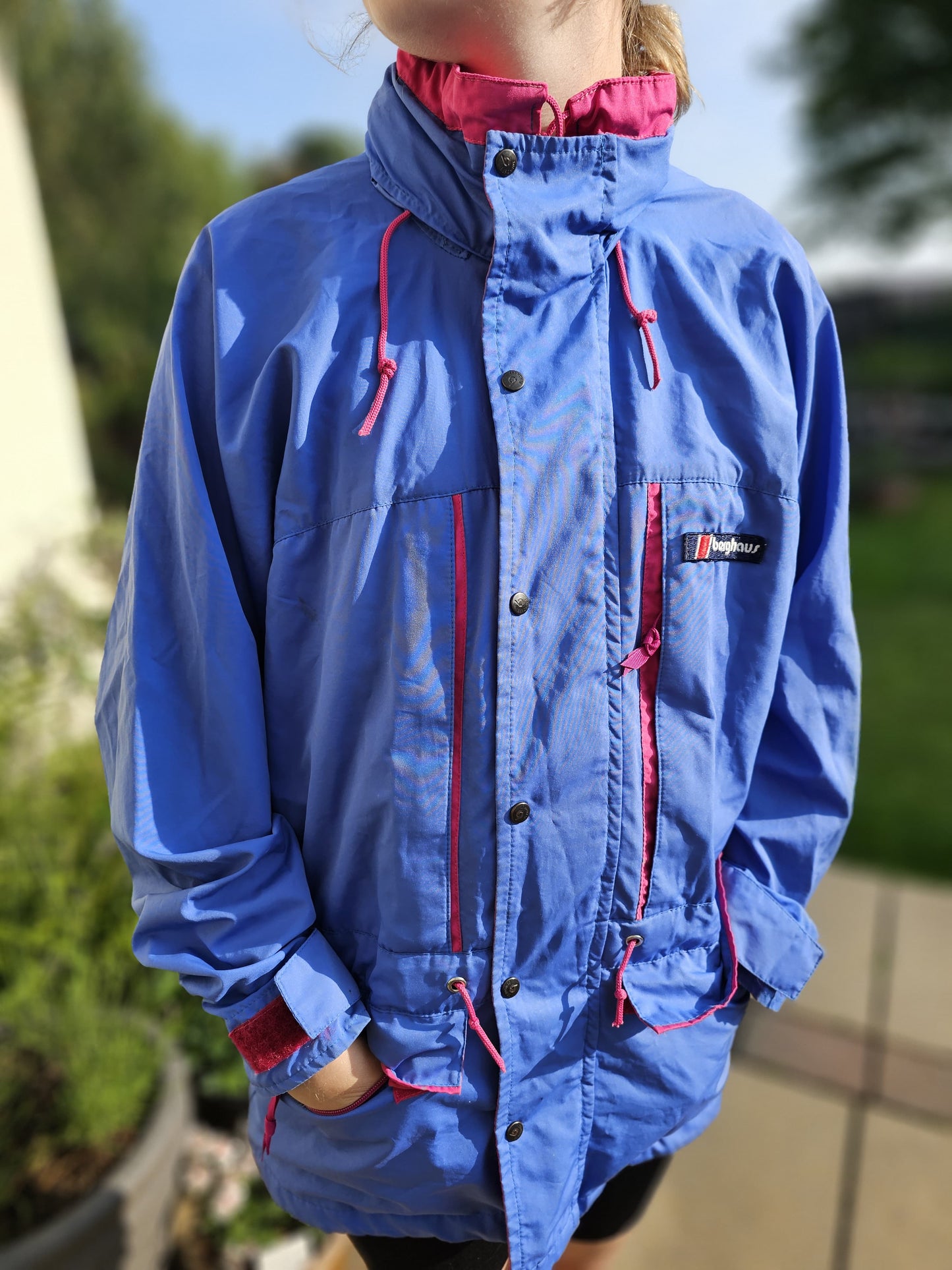Vintage Berghaus Gemini LTS Blue/Pink Full Zip Windbreaker 90s Coat/Jacket - Size 36