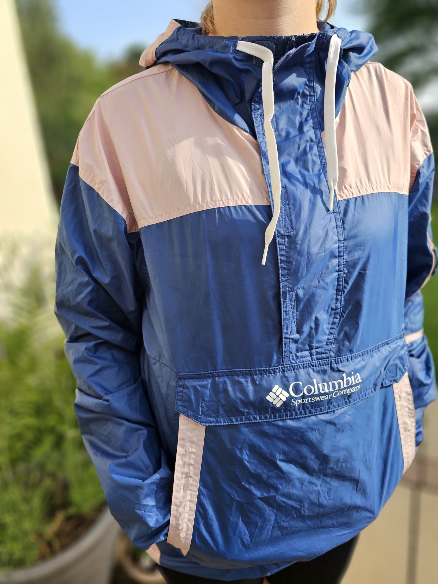 Columbia Challenger Pullover 1/2 Zip Hooded Windbreaker -M/Medium