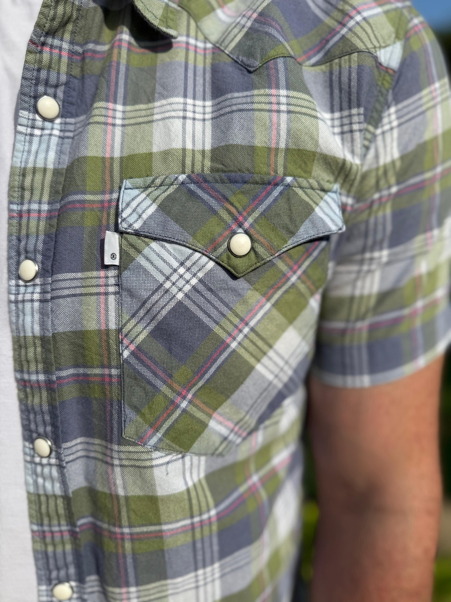 Mens Levi's Short Sleeve Slim Fit Check Checkered Shirt - M/Medium